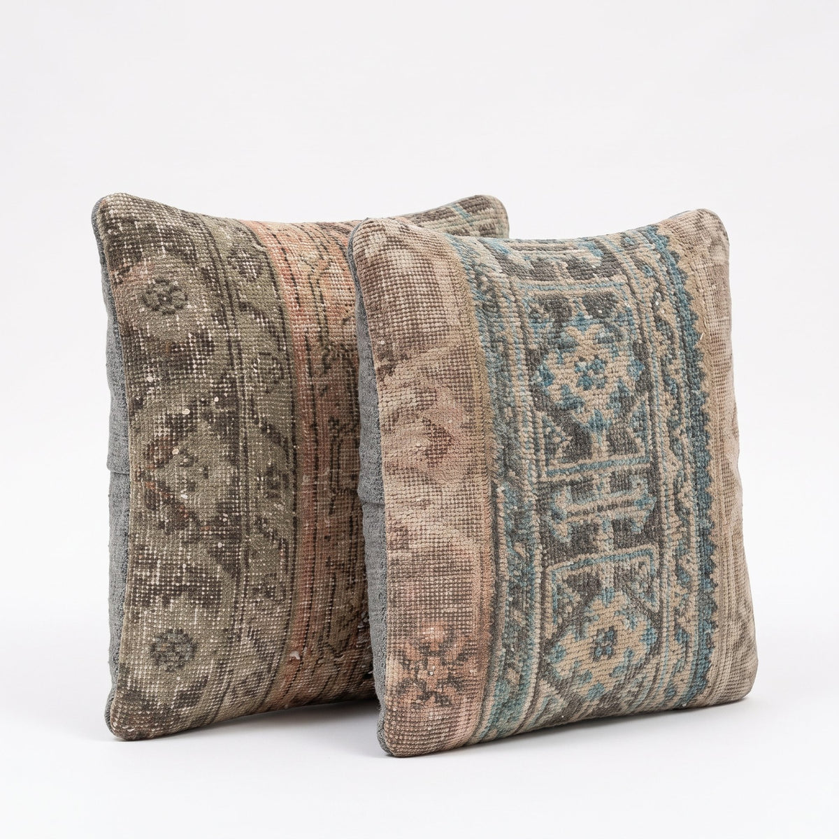 Turkish Rug Pillow Cover Set of 2 | 20'' x 20'' - right angle