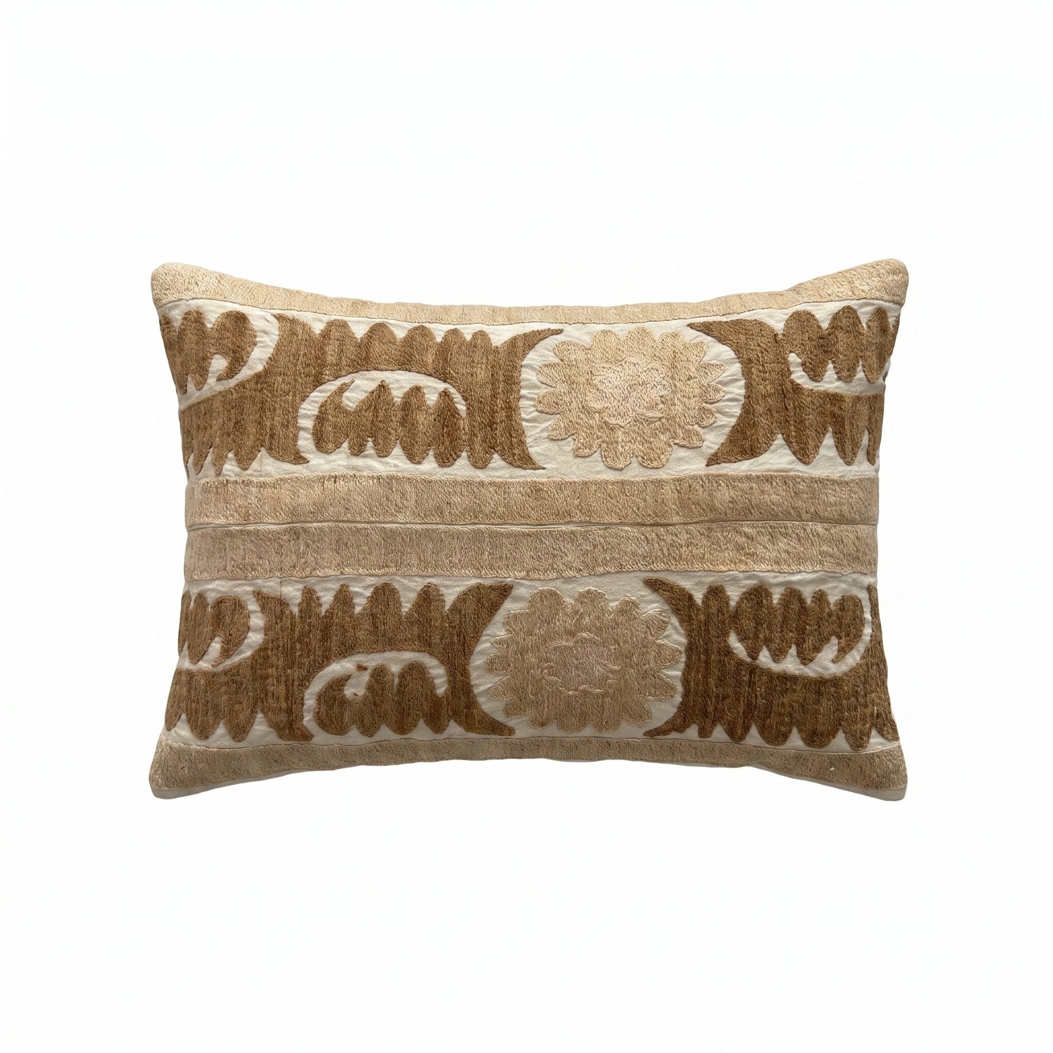 Uzbek Suzani Pillow Cover | 16'' x 20'' - front view