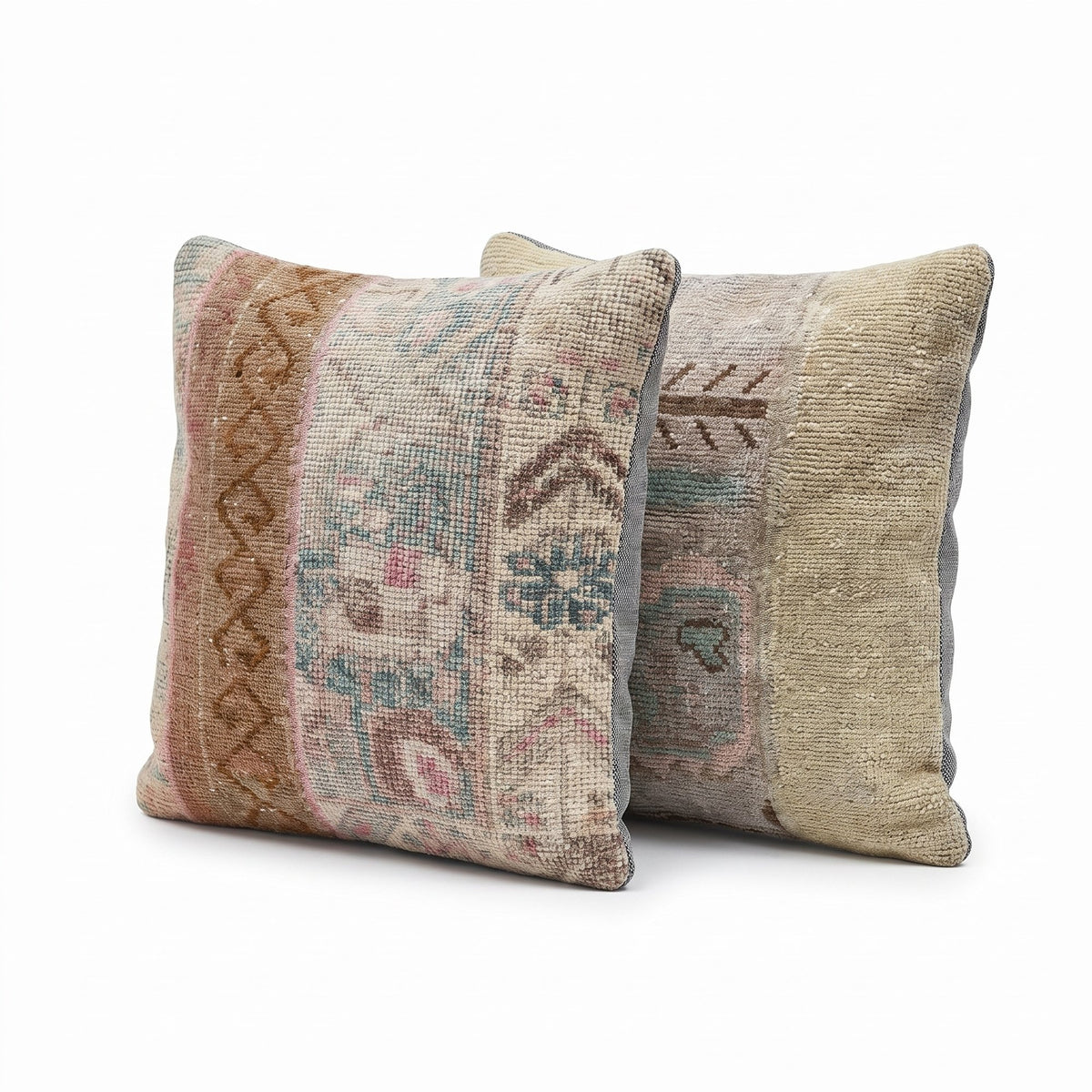 Turkish Rug Pillow Cover Set of 2 | 20'' x 20'' - left angle