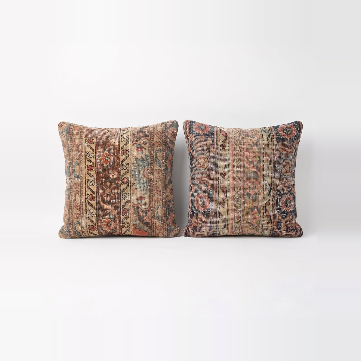 Turkish Rug Pillow Cover Set of 2 | 22'' x 22'' - front view