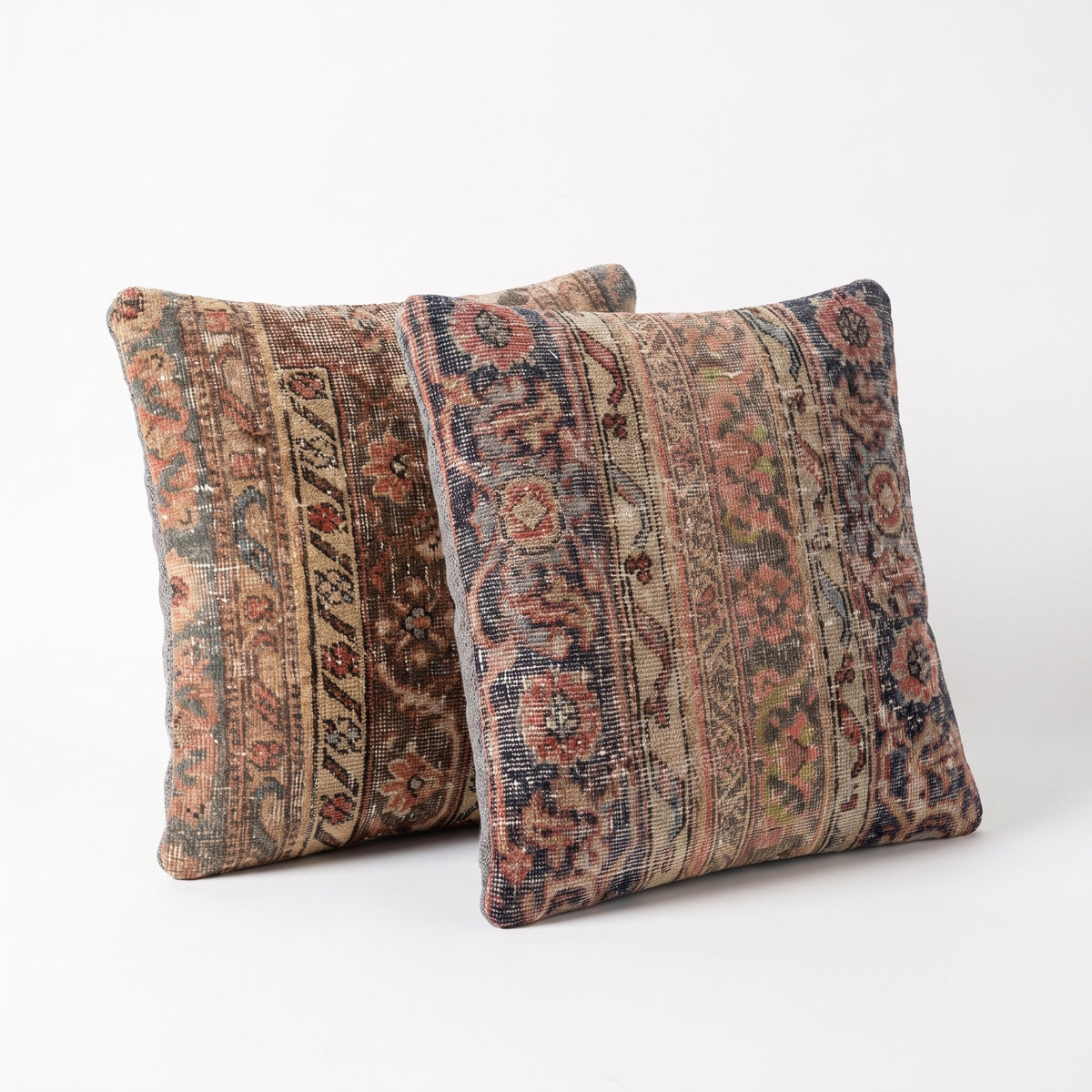 Turkish Rug Pillow Cover Set of 2 | 22'' x 22'' - right angle