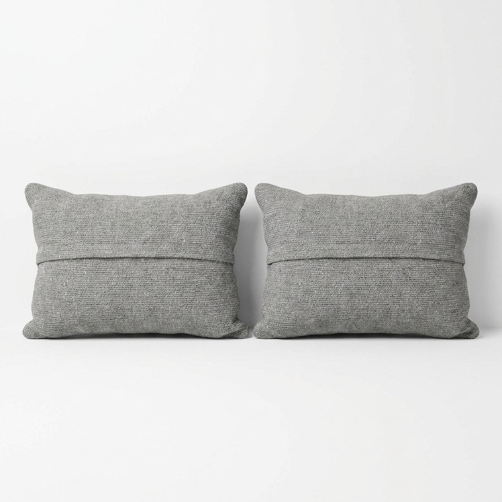 Turkish Rug Pillow Cover Set of 2 | 16'' x 24'' - back with hidden zipper