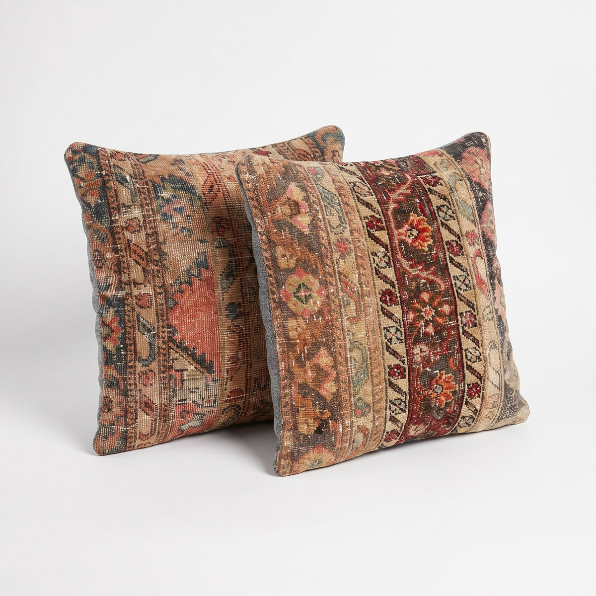 Turkish Rug Pillow Cover Set of 2 | 24'' x 24'' - right angle