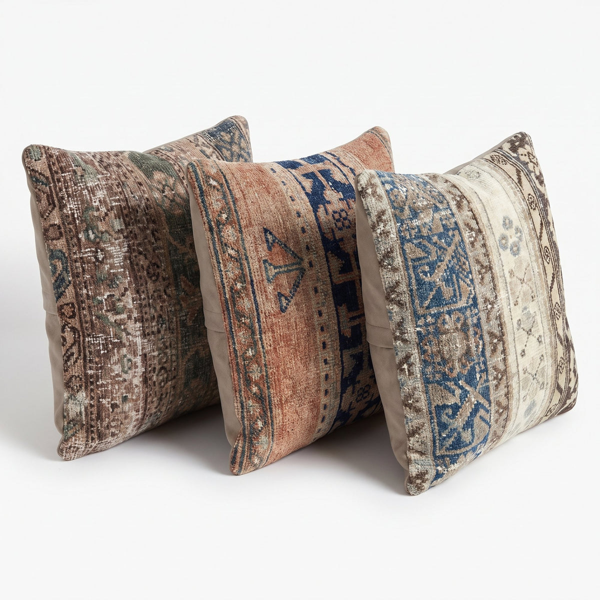 Turkish Rug Pillow Cover Set of 3 | 24'' x 24'' & 22'' x 24'' & 23'' x 23'' - right angle