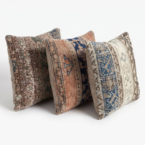 Turkish Rug Pillow Cover Set of 3 | 24'' x 24'' & 22'' x 24'' & 23'' x 23'' - right angle