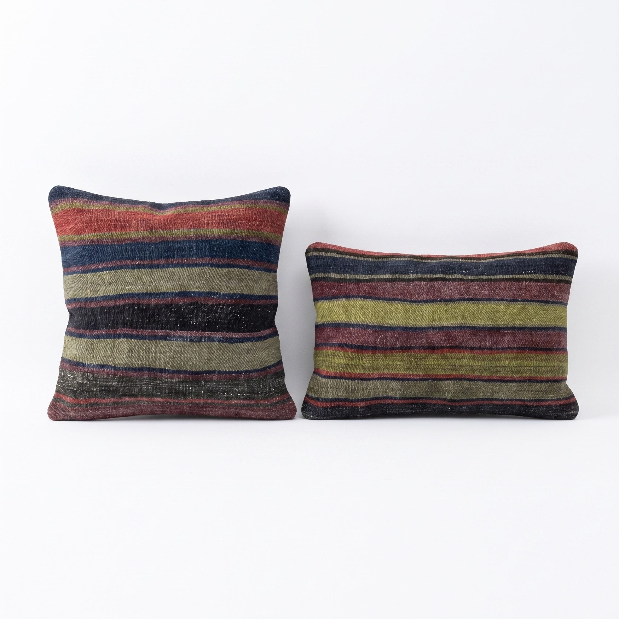 Turkish Kilim Pillow Cover Set of 2 | 16'' x 20'' & 16'' x 24'' - right angle