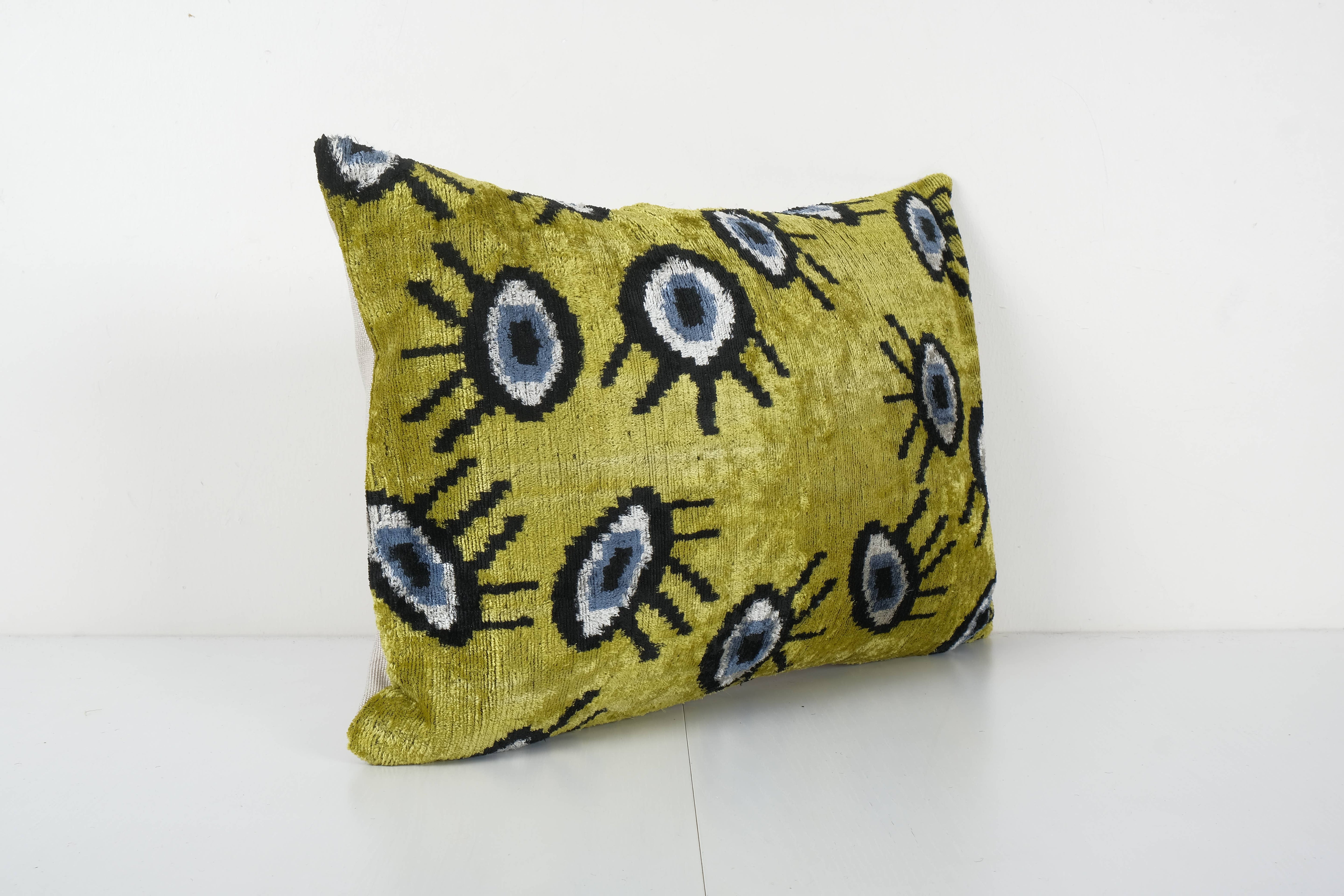 Silk Ikat Velvet Pillow Cover | 16'' x 23''