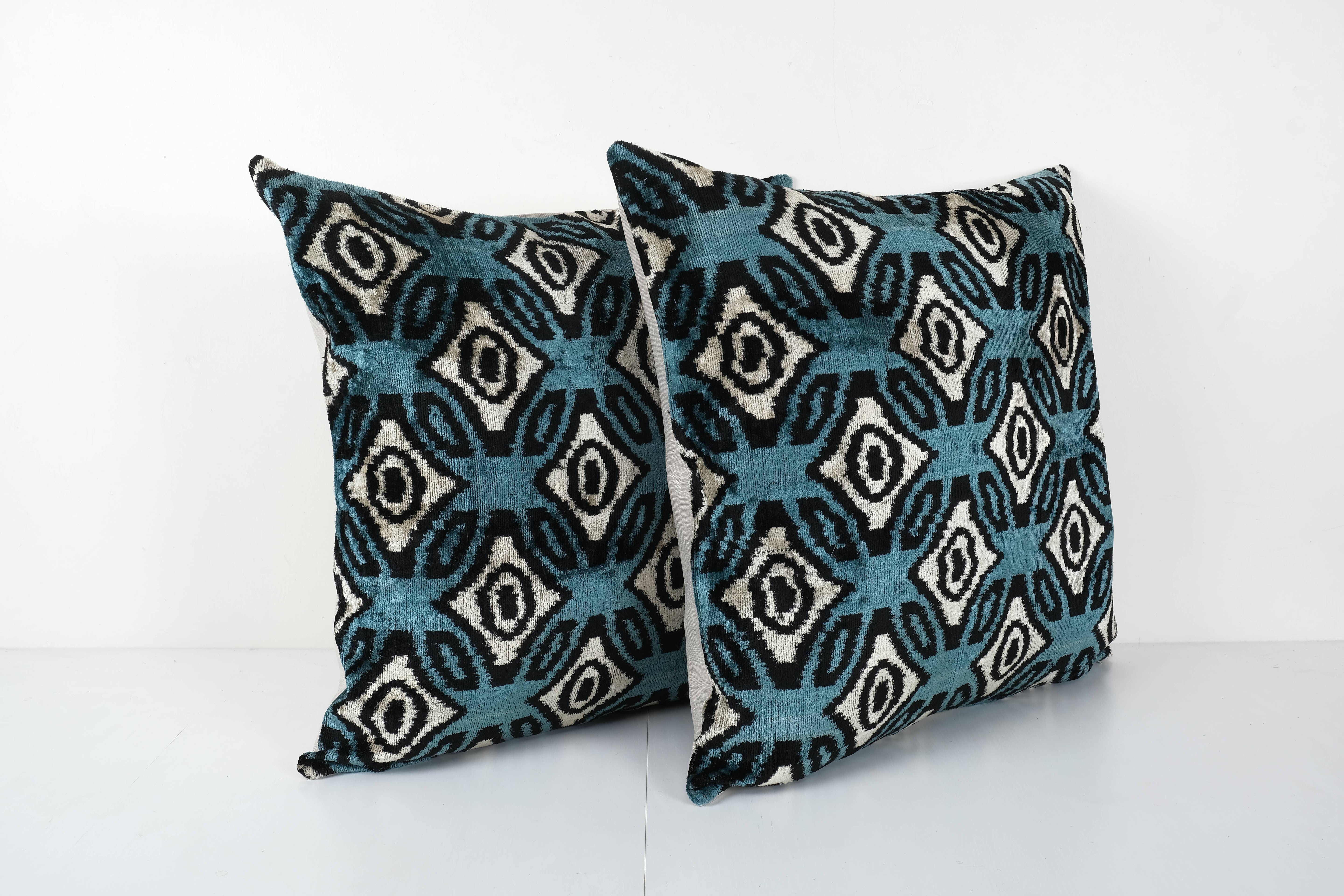 Silk Ikat Velvet Pillow Cover Set of 2 | 24'' x 24''