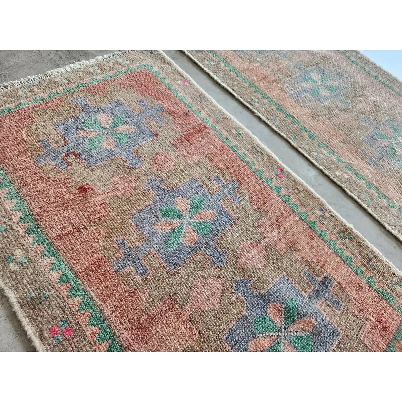 Vintage Turkish Yastik Rug Set of 2 | 1'8'' x 2'7'' & 1'8'' x 2'9''