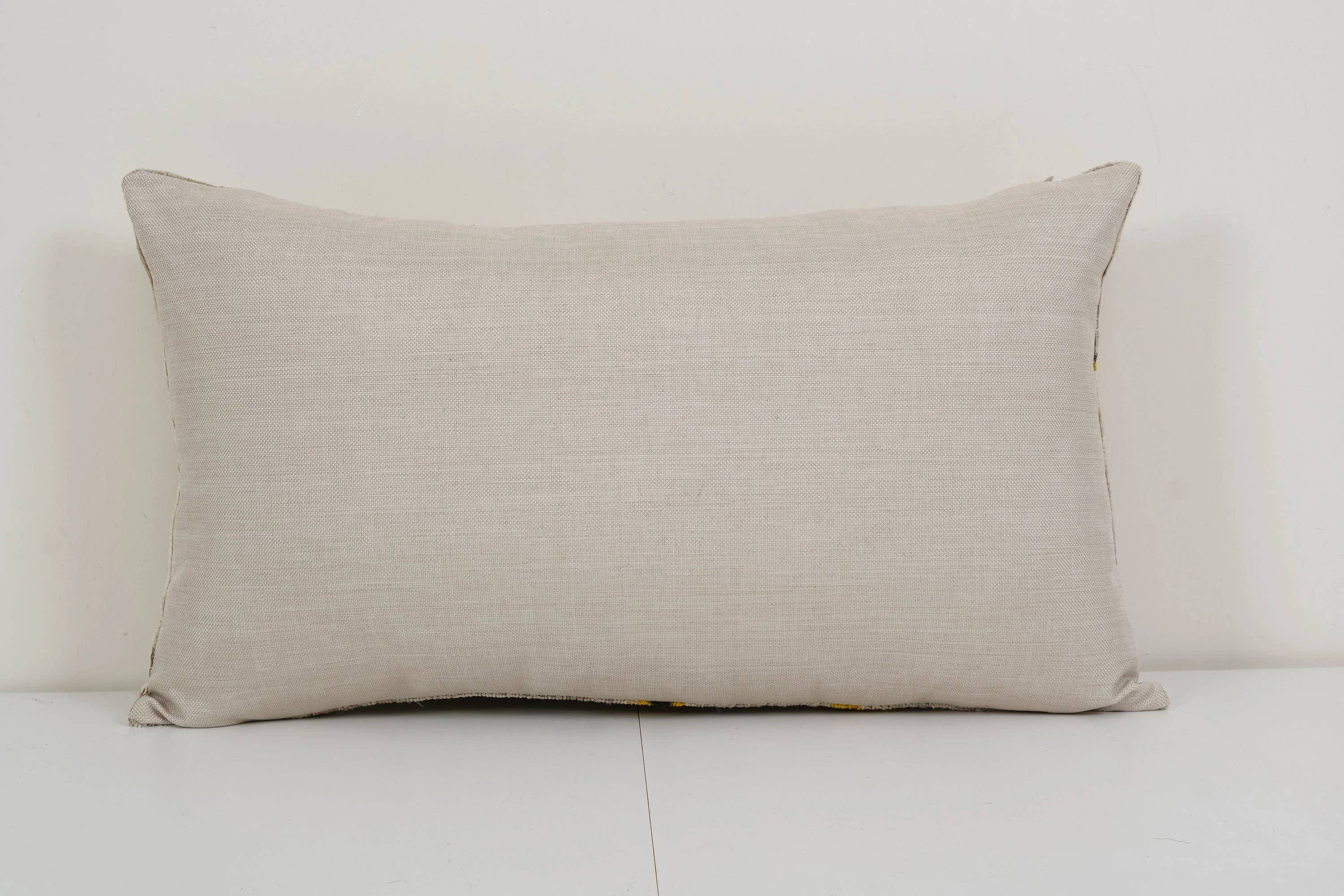 Tiger Silk Ikat Velvet Pillow Cover | 16'' x 22''