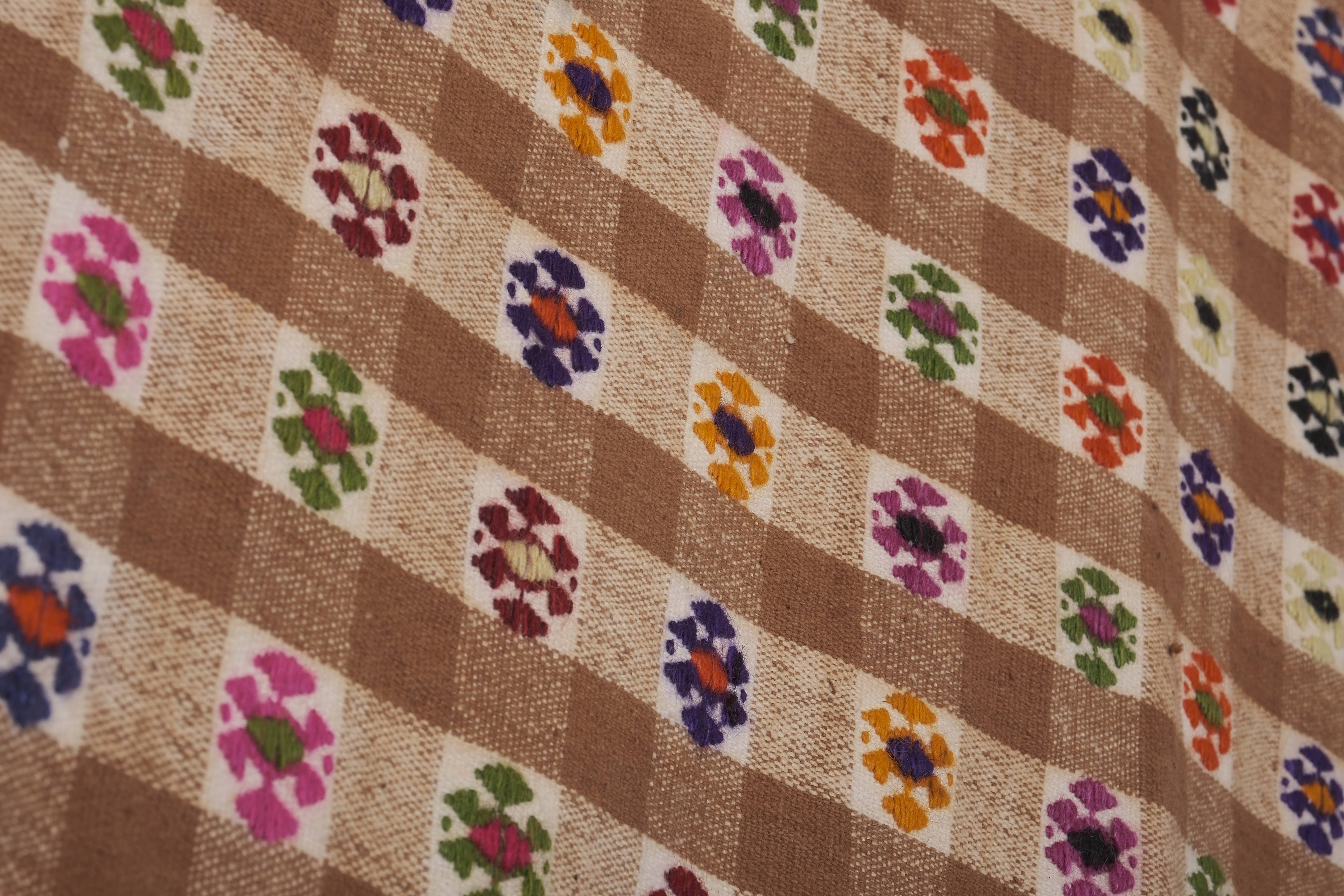 Vintage Turkish Kilim Rug 6'6'' x 8'1''