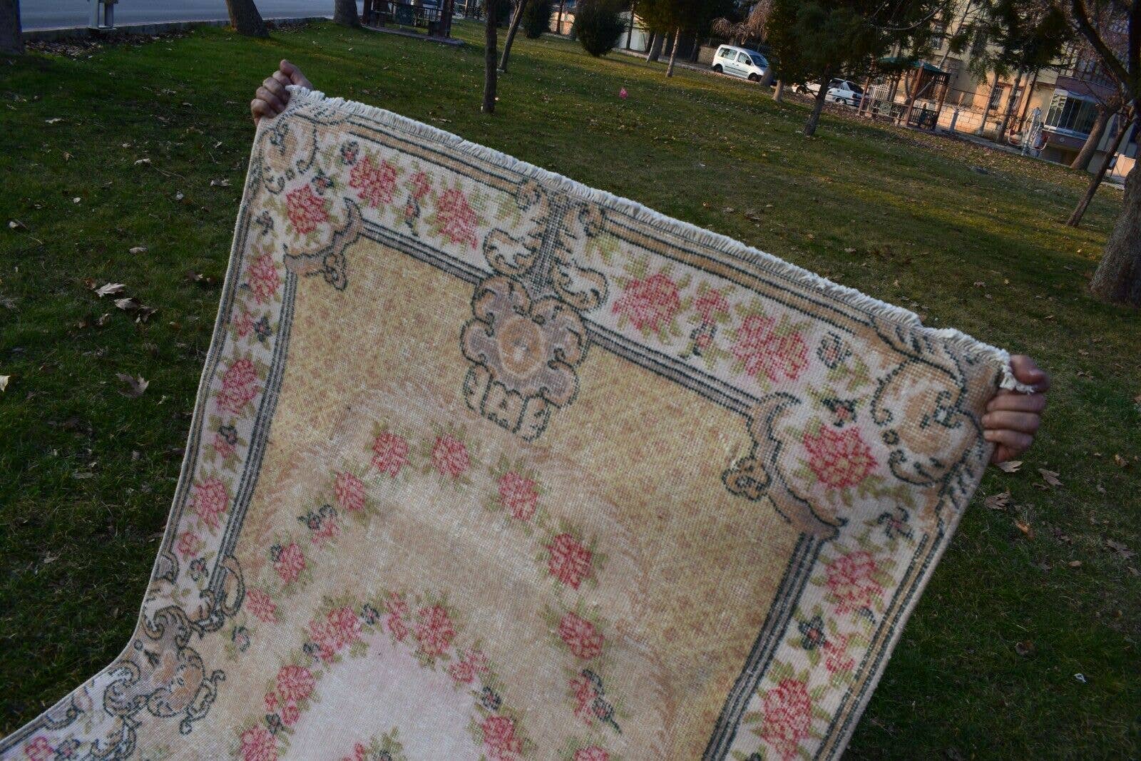 Vintage Turkish Rug 3'9'' x 6'11''