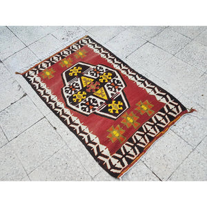Vintage Turkish Kilim Rug 31'' x 50''