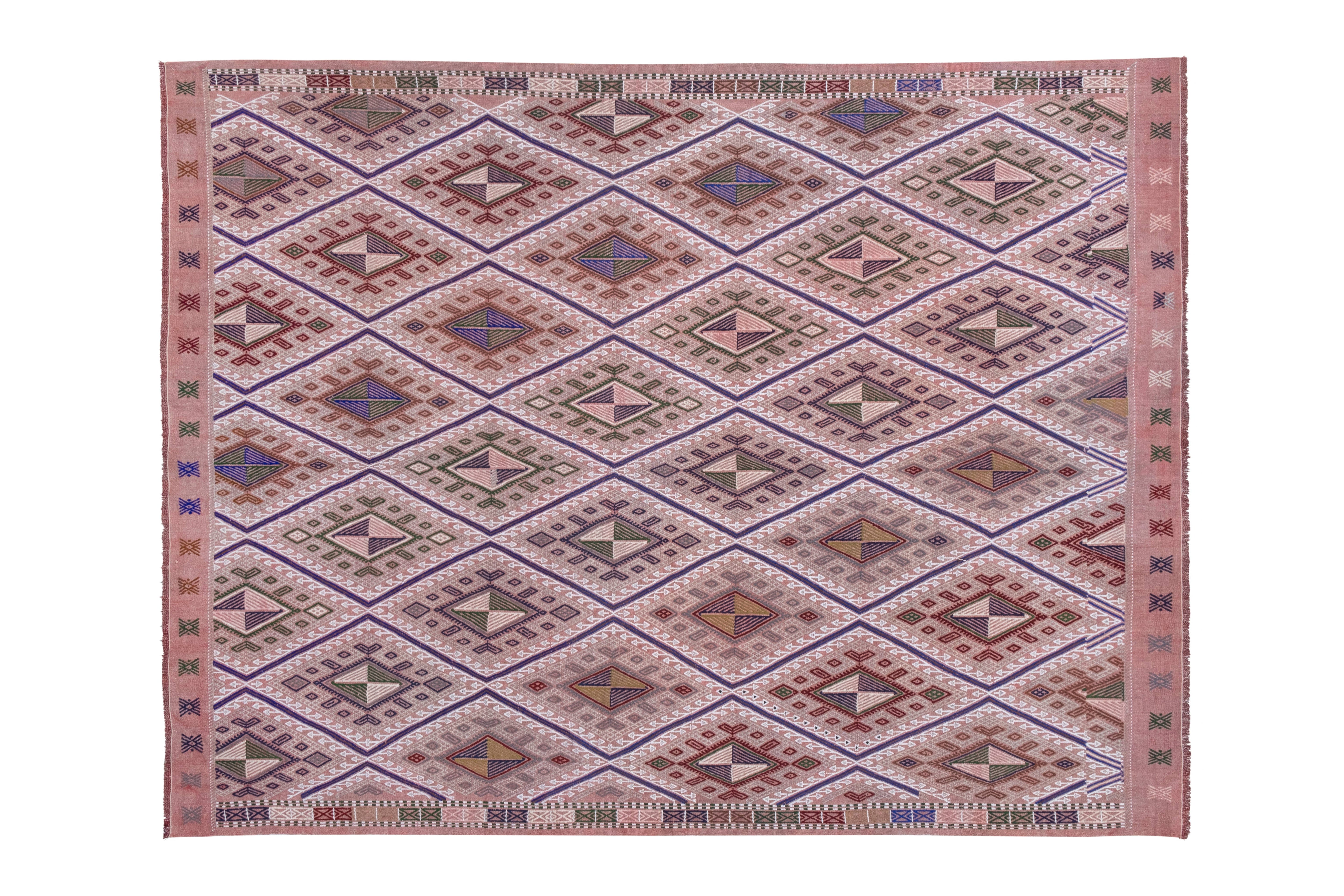 Vintage Turkish Kilim Rug 5'7'' x 7'1''