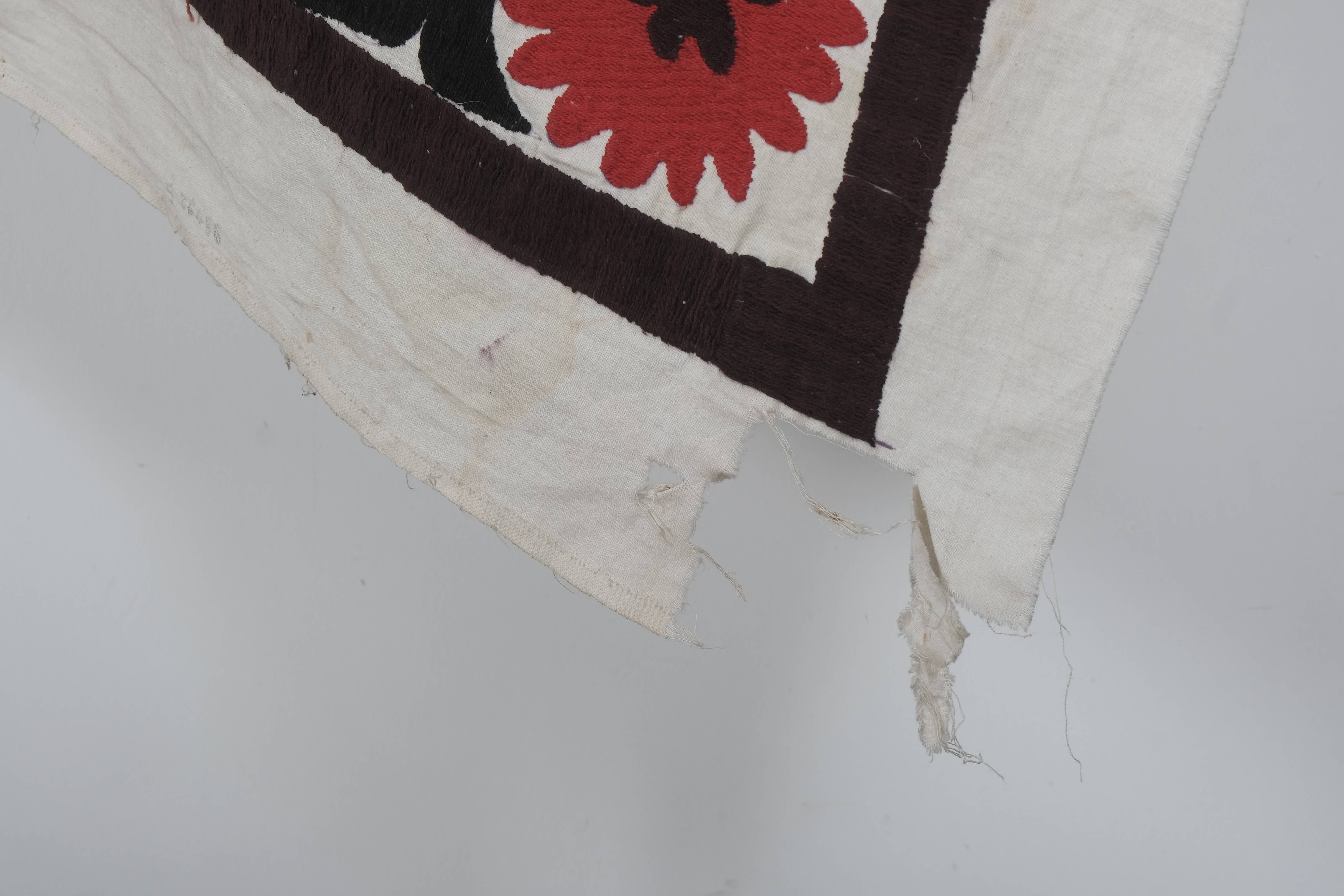 Suzani Wall Hanging & Tablecloth 5'3'' x 5'5''