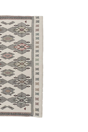Vintage Turkish Kilim Rug 5'2'' x 7'5''