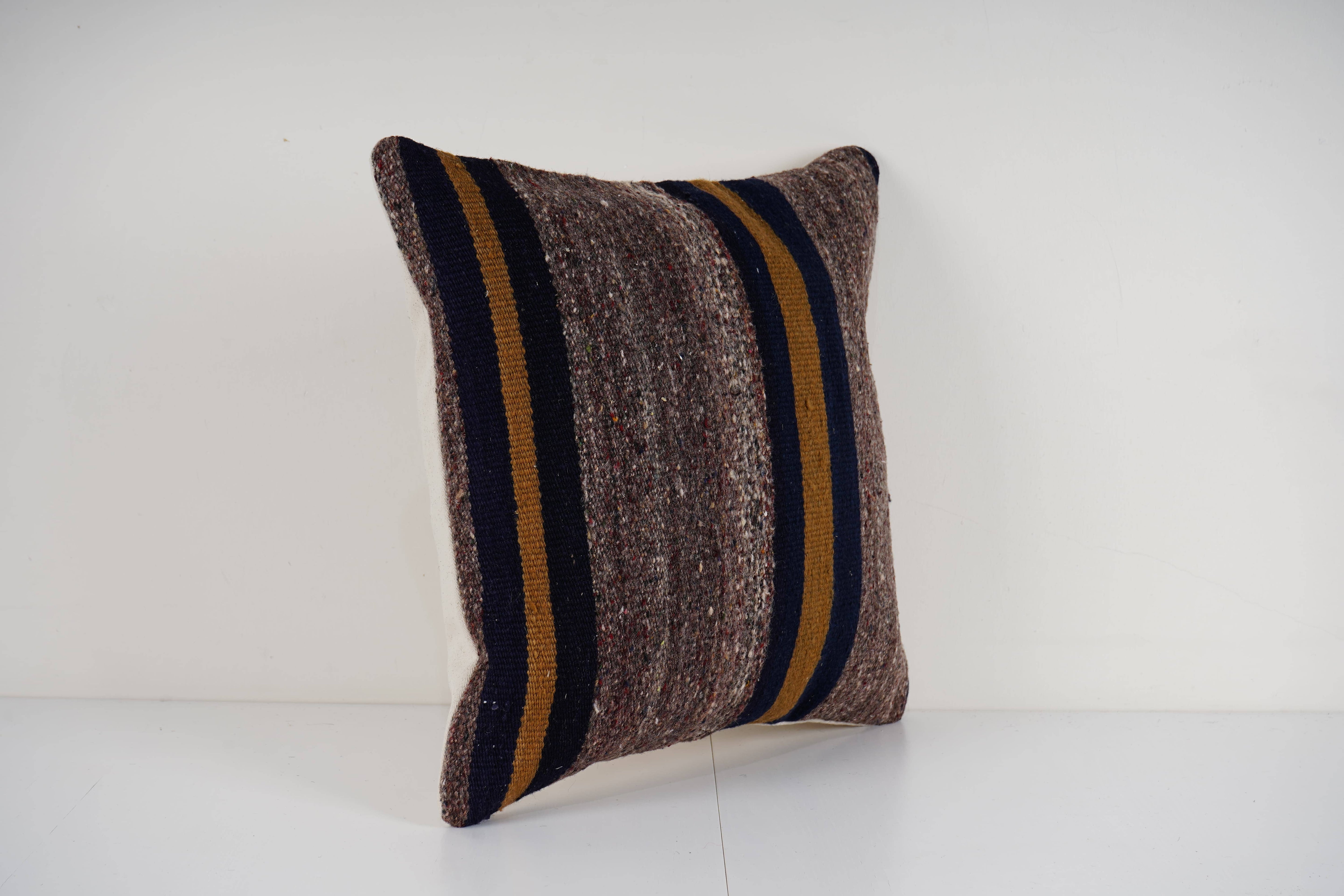 Kilim Pillow Cover | 20'' x 20''