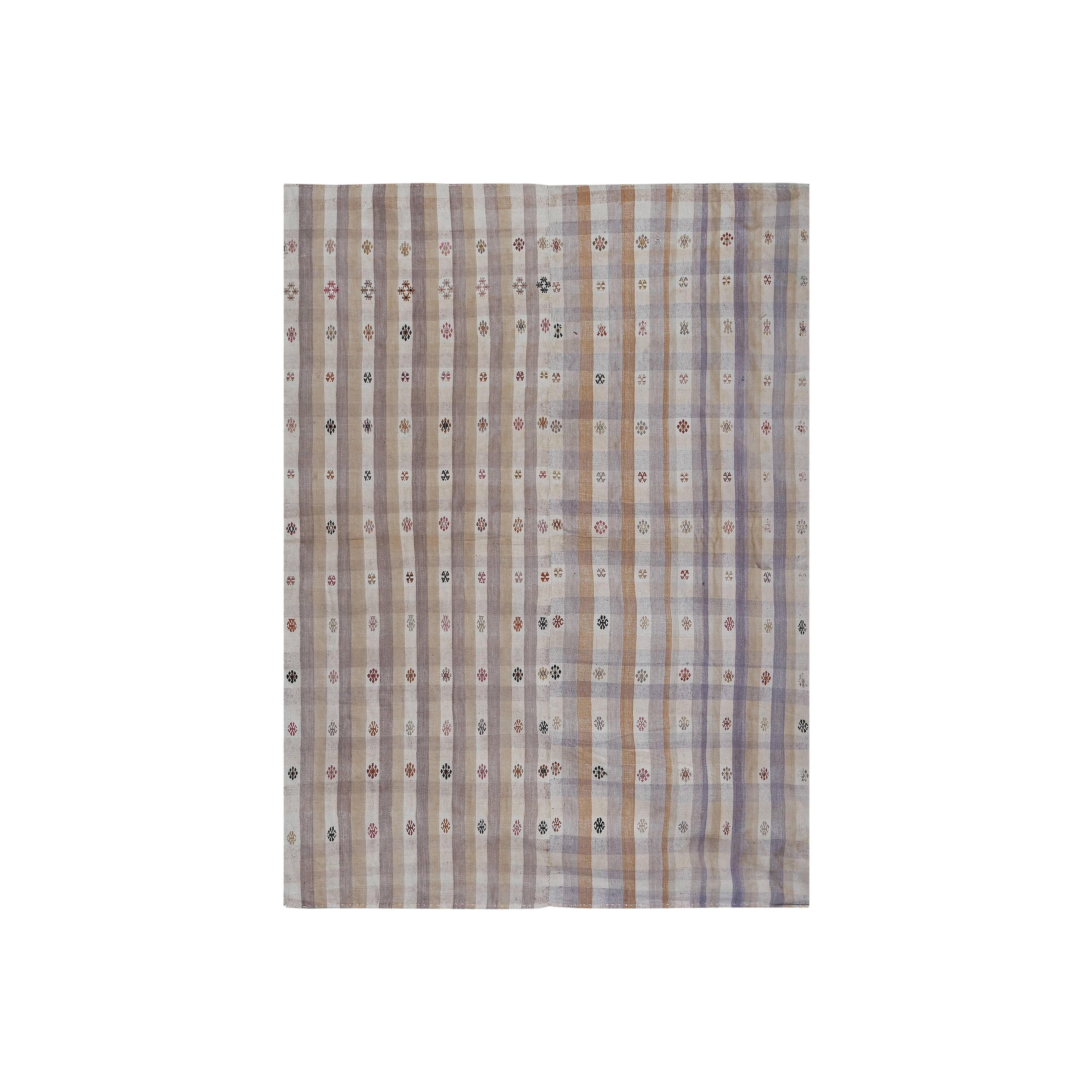 Vintage Turkish Kilim Rug 5'9'' x 8'5''
