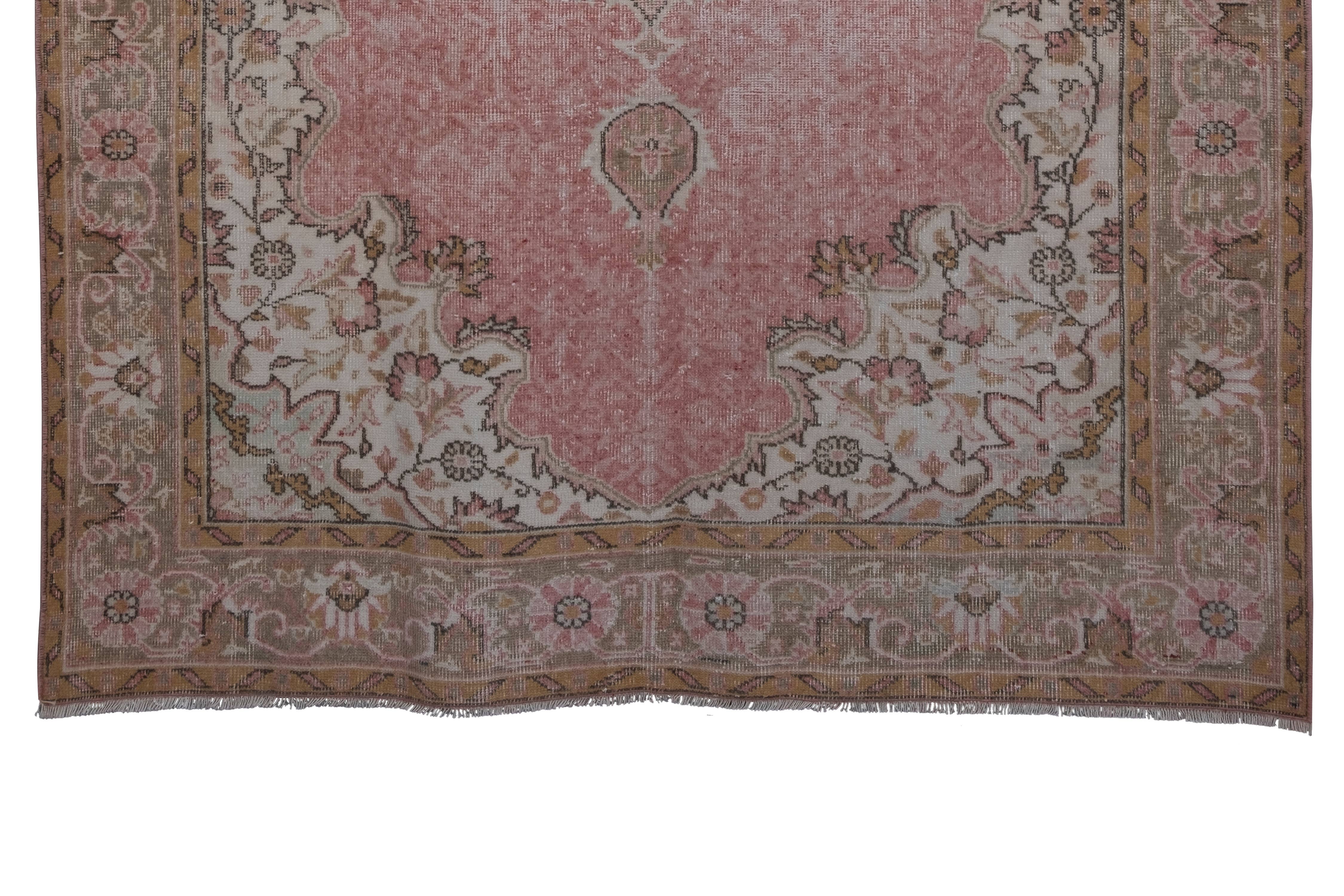Vintage Turkish Rug 5'9'' x 9'6''