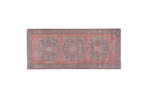 Vintage Turkish Karapinar Rug 4'9'' x 11'1''