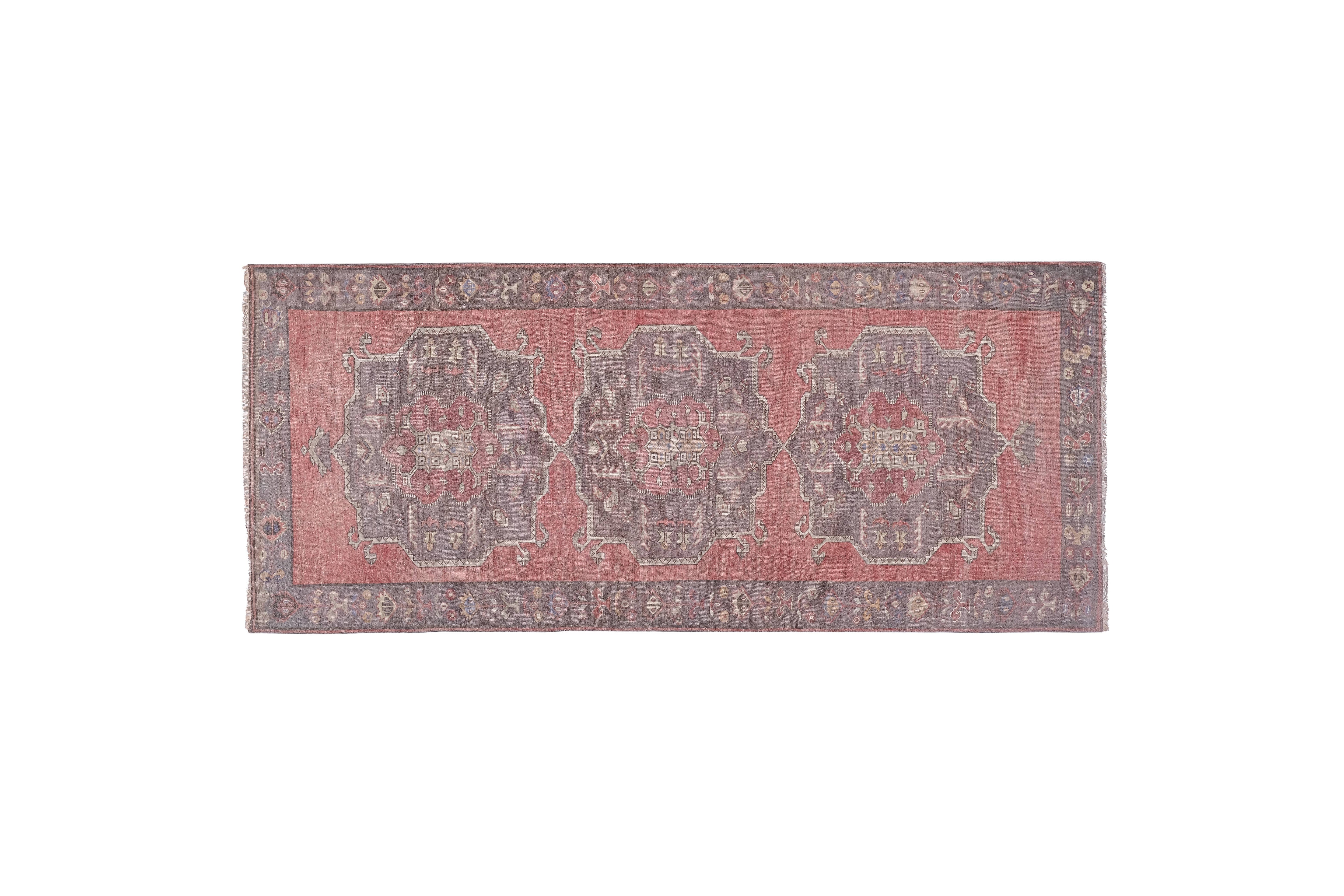 Vintage Turkish Karapinar Rug 4'9'' x 11'1''