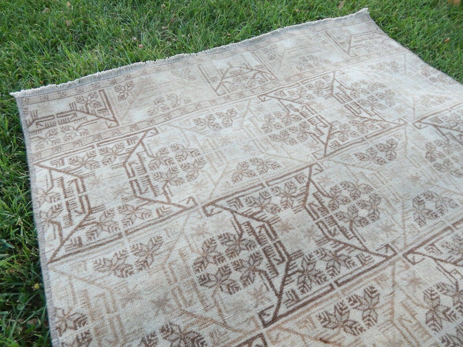 Vintage Turkish Rug 2'9'' x 6'