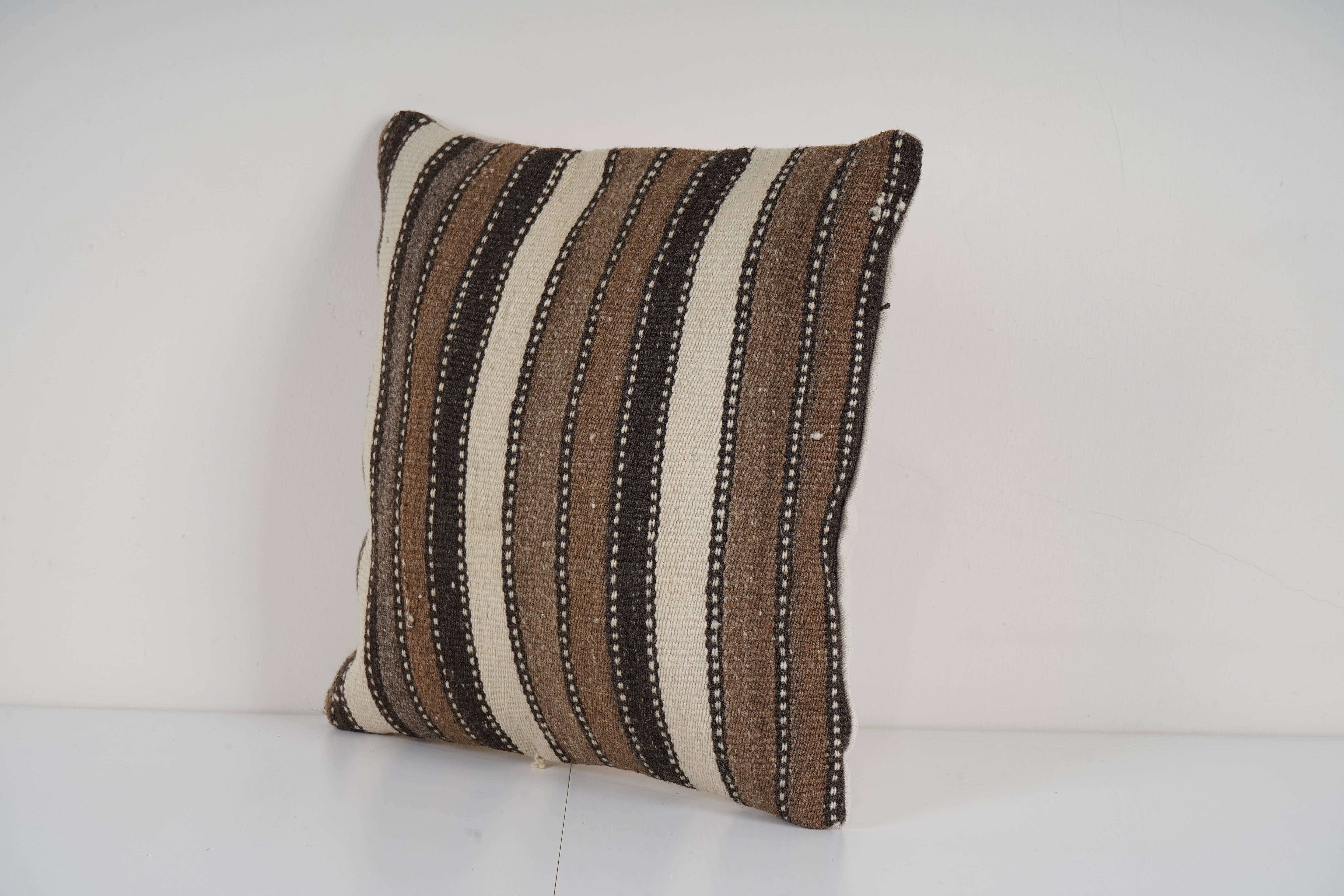 Kilim Pillow Cover | 16'' x 16''