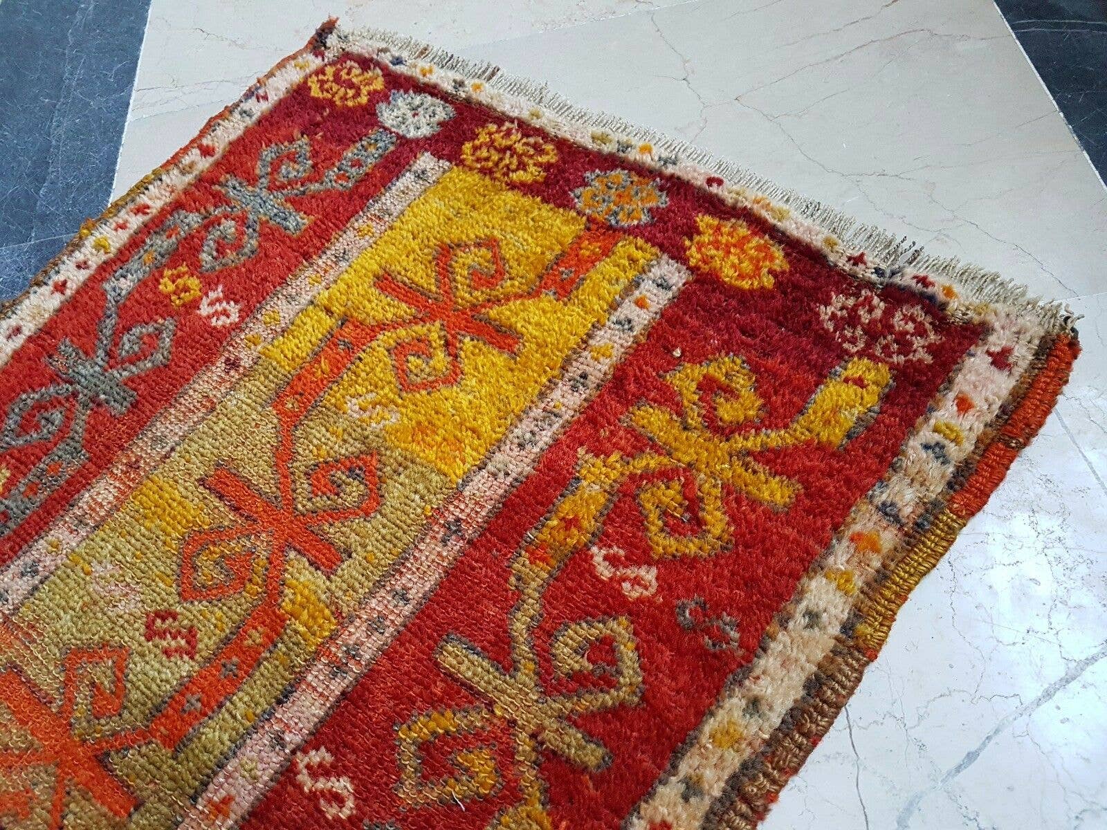Vintage Anatolian Yastik Rug 22'' x 37''