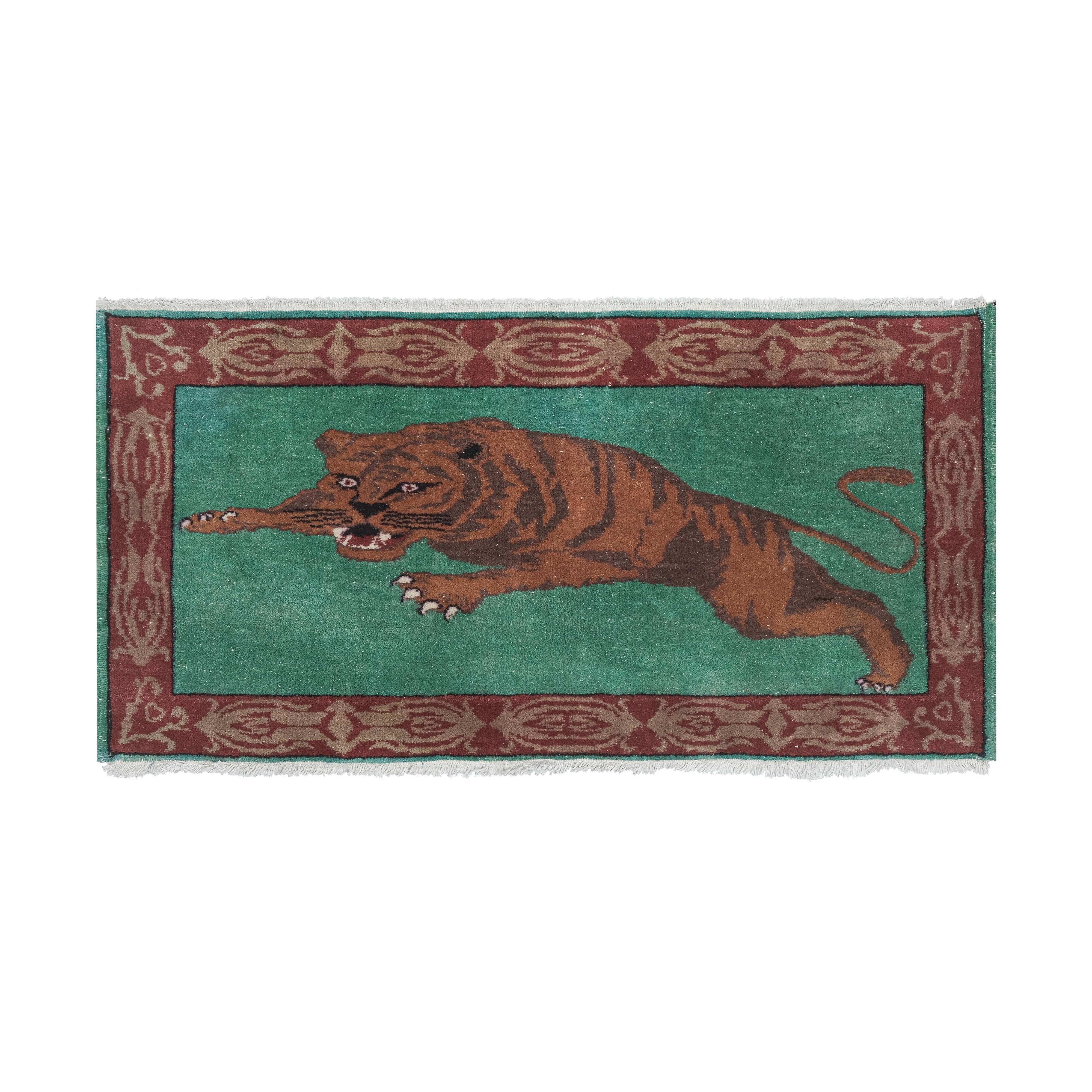 Vintage Turkish Rug 31'' x 59'' | VintagePillowsStore