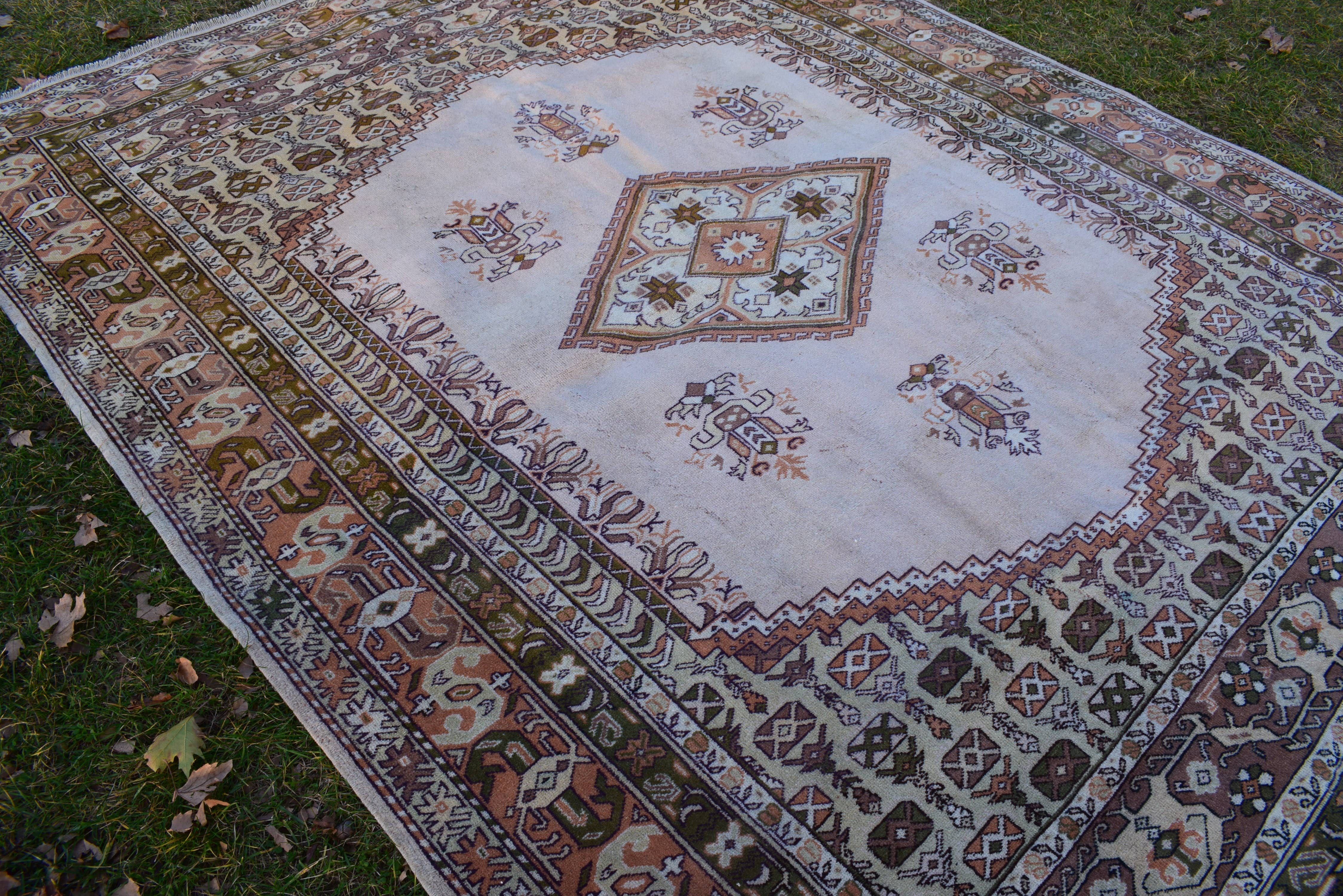 Vintage Oushak Rug 6'8'' x 9'4''