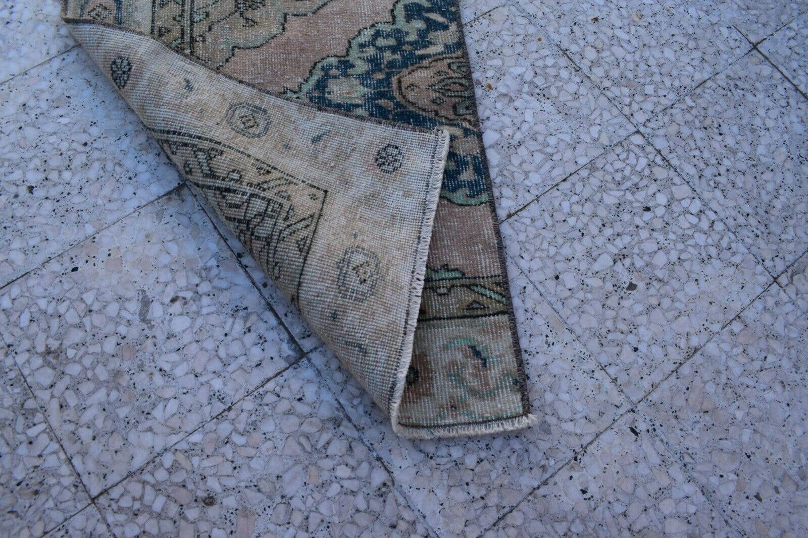 Vintage Turkish Rug 24'' x 34''