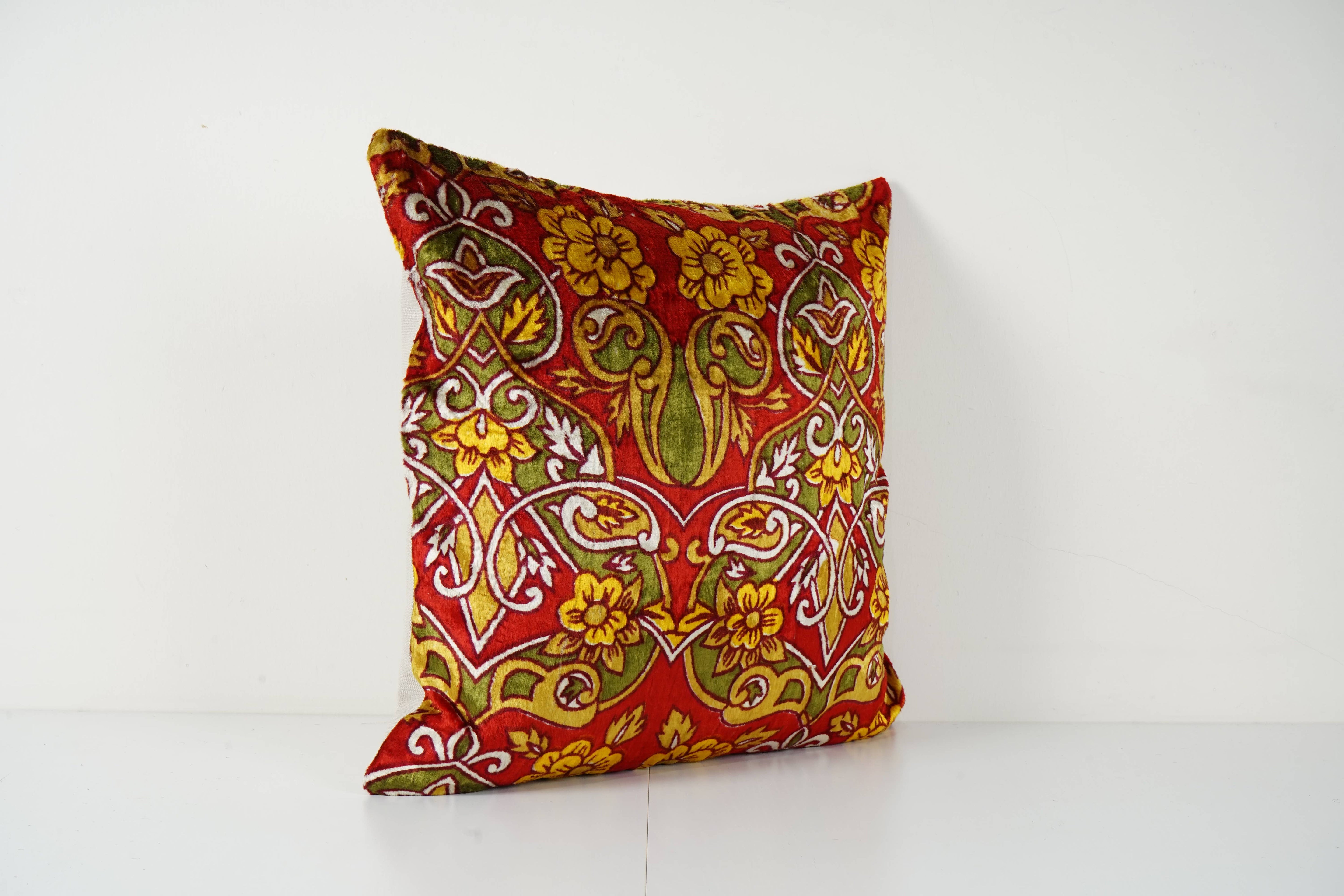 Kilim Pillow Cover | 20'' x 20''
