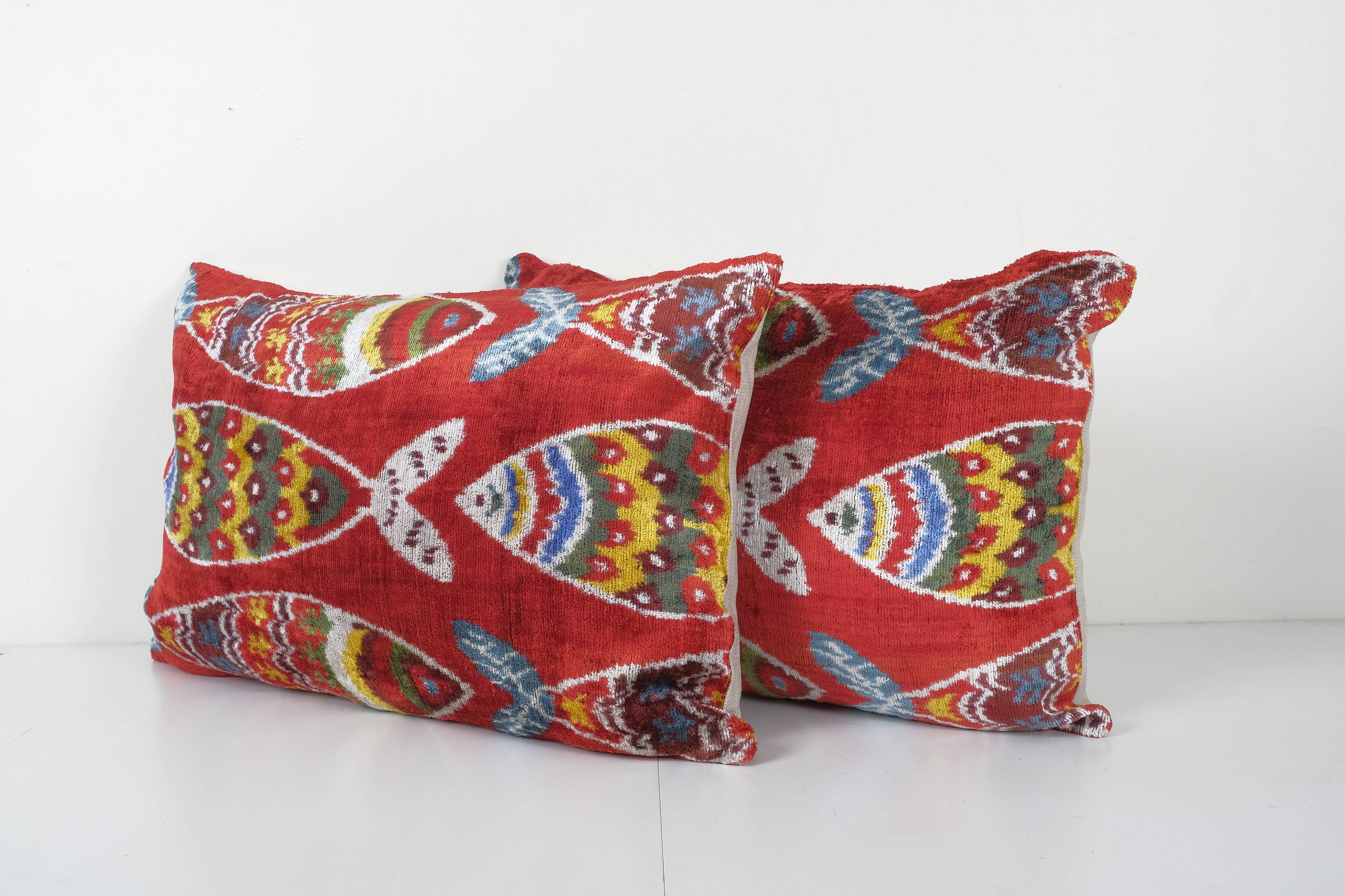 Fish Silk Ikat Velvet Pillow Cover Set of 2 | 16'' x 24''