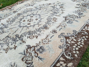 Vintage Turkish Rug 4' x 7'3''