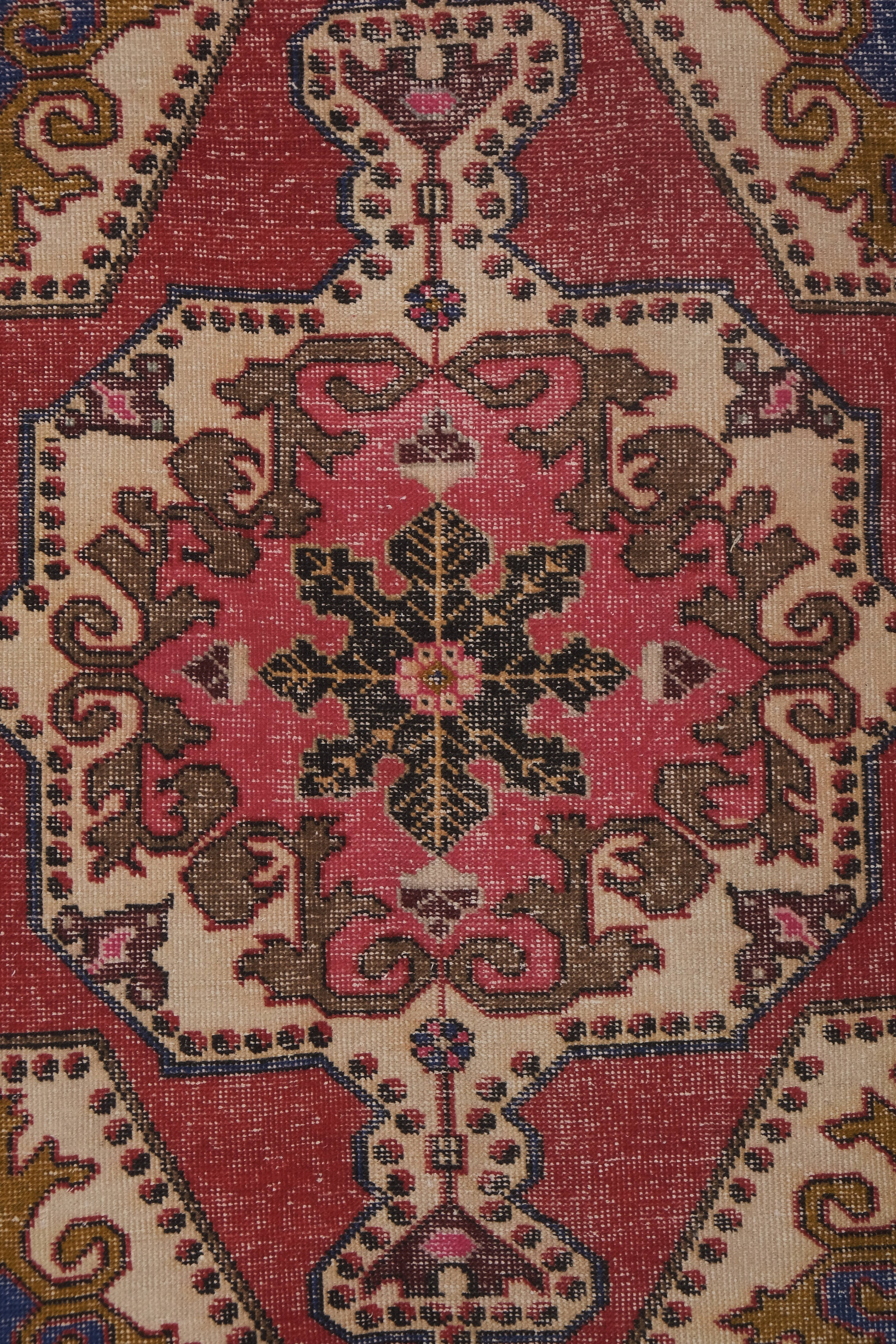 Vintage Turkish Rug 4'8'' x 7'1''