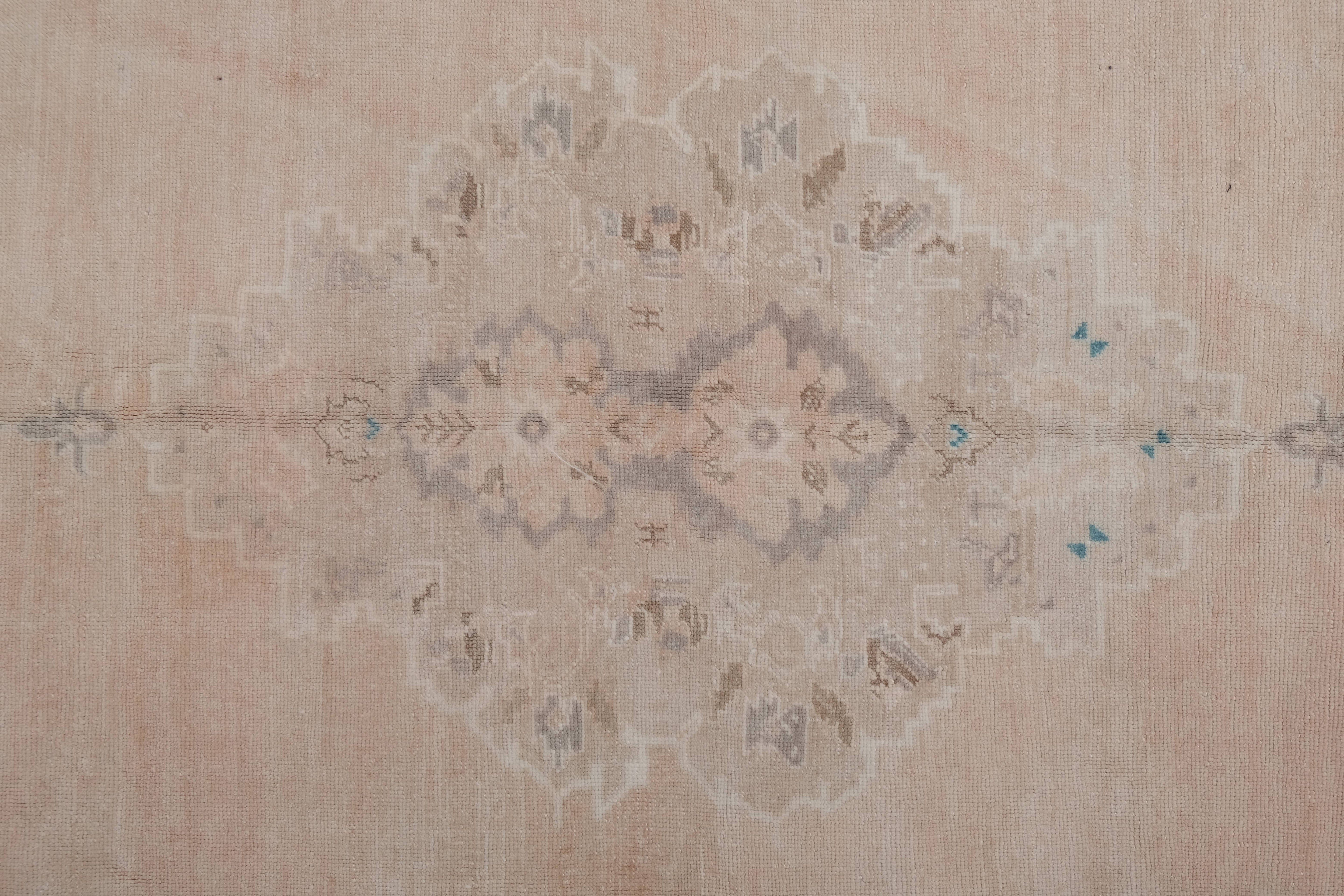 Vintage Turkish Karapinar Rug 5'11'' x 8'10''