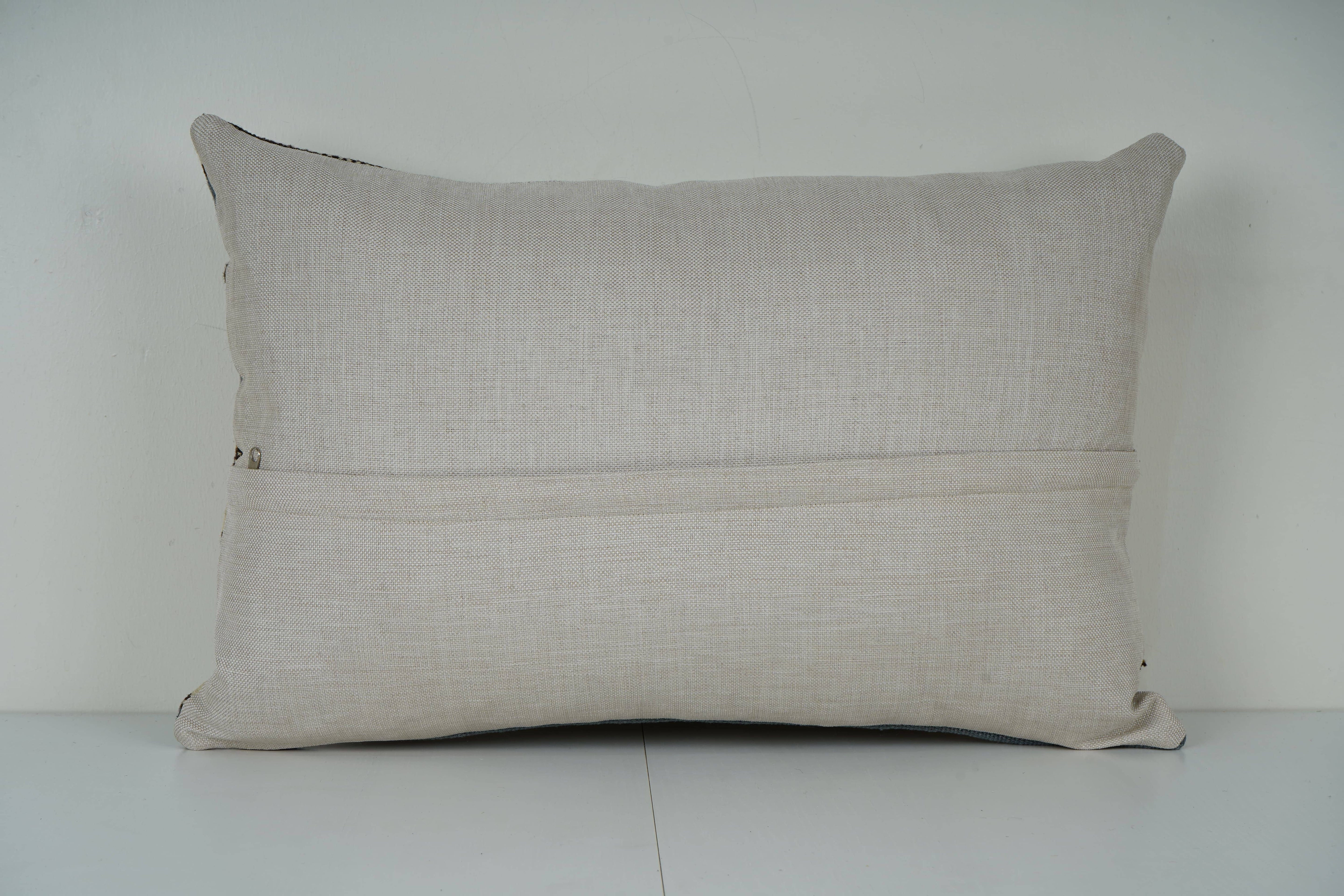 Kilim Pillow Cover | 16'' x 24''