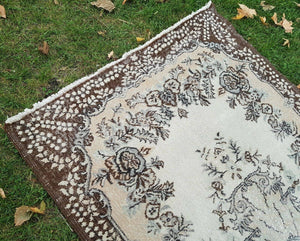 Vintage Turkish Rug 4' x 7'3''