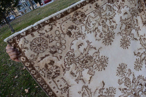 Vintage Turkish Rug 3'10'' x 7'1''