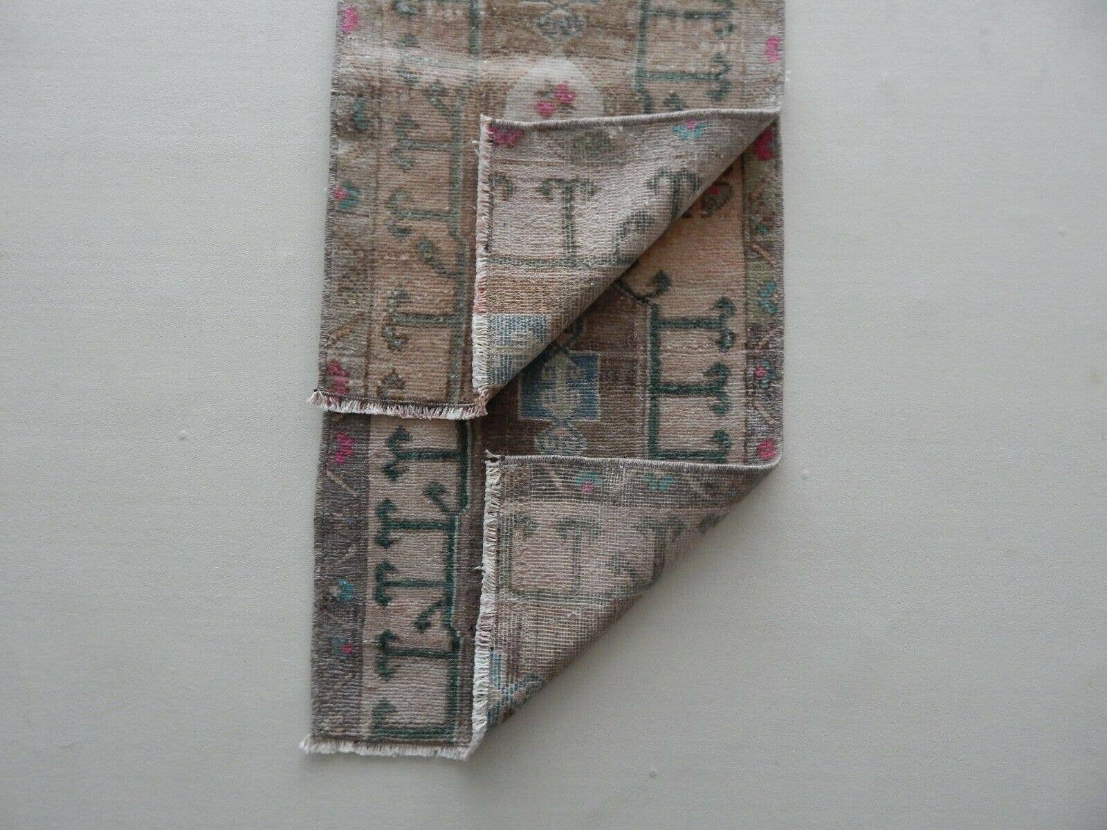 Vintage Oushak Yastik Rugs Set of 2 | 17'' x 24''