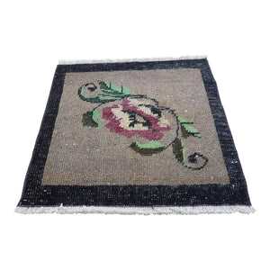 Vintage Turkish Rug 20'' x 21''