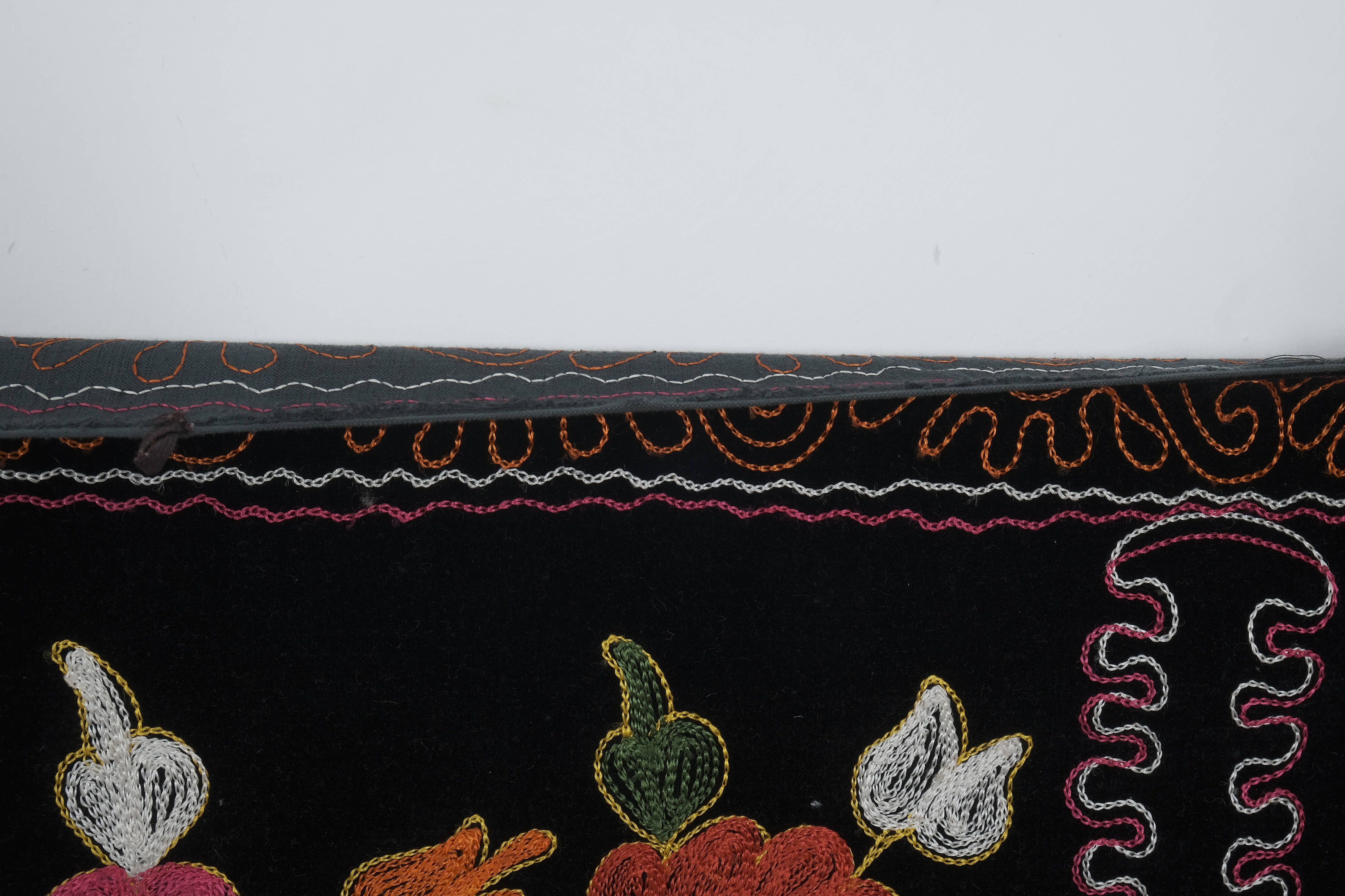 Parrot Suzani Table Runner | 1'7'' x 12'4''