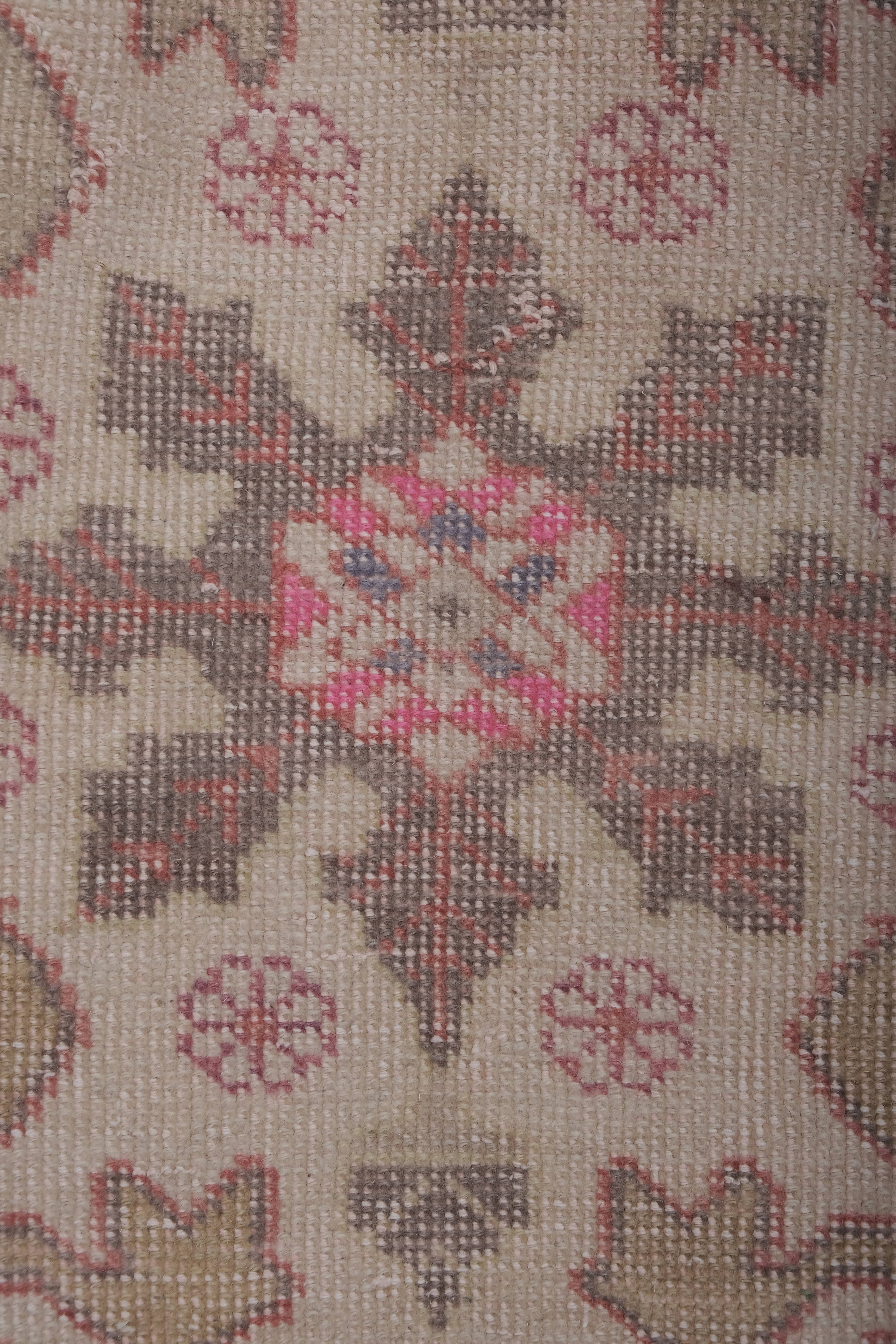 Vintage Turkish Anatolian Rug 4'5'' x 7'5''