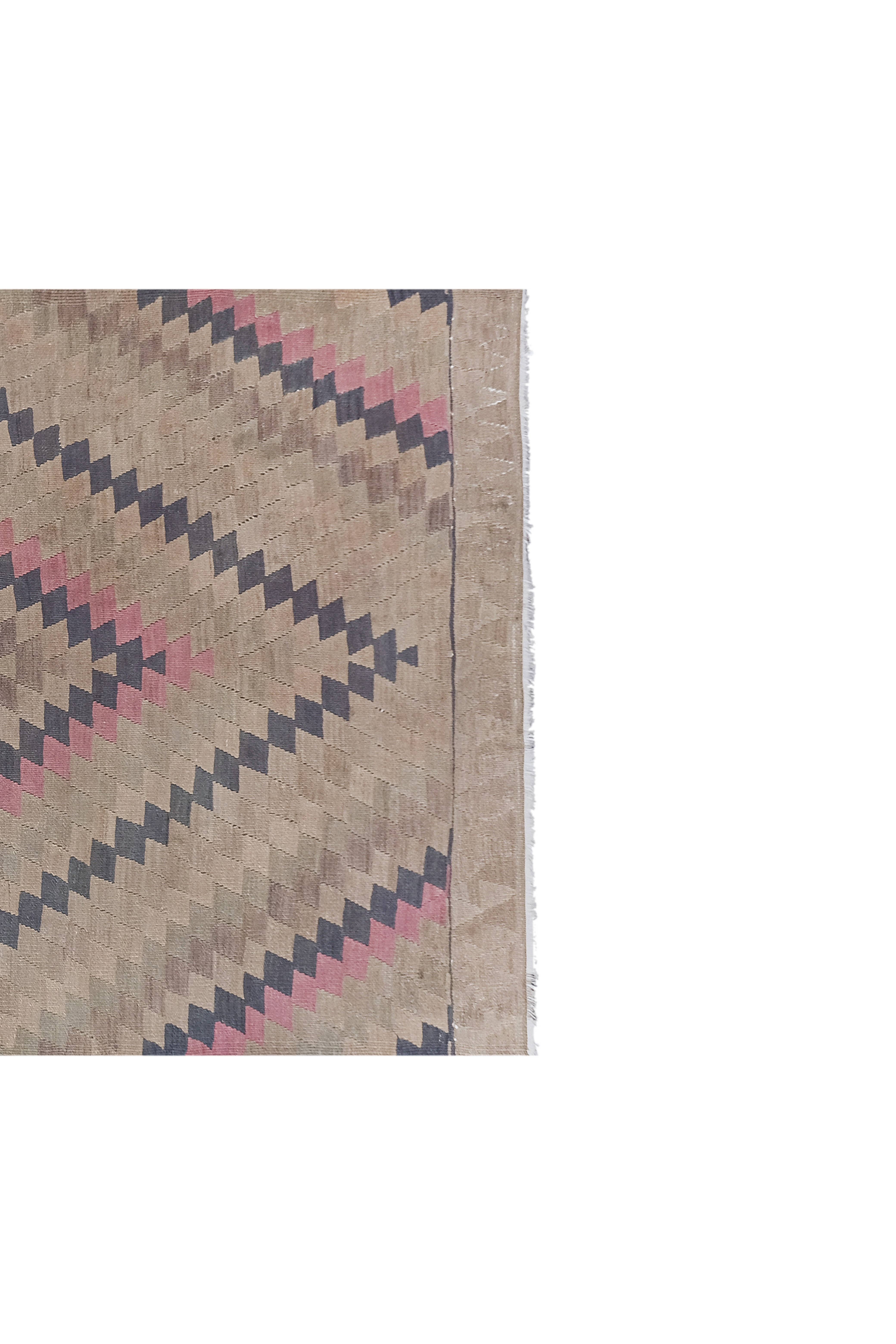 Vintage Turkish Kilim Rug 4'11'' x 11'6''