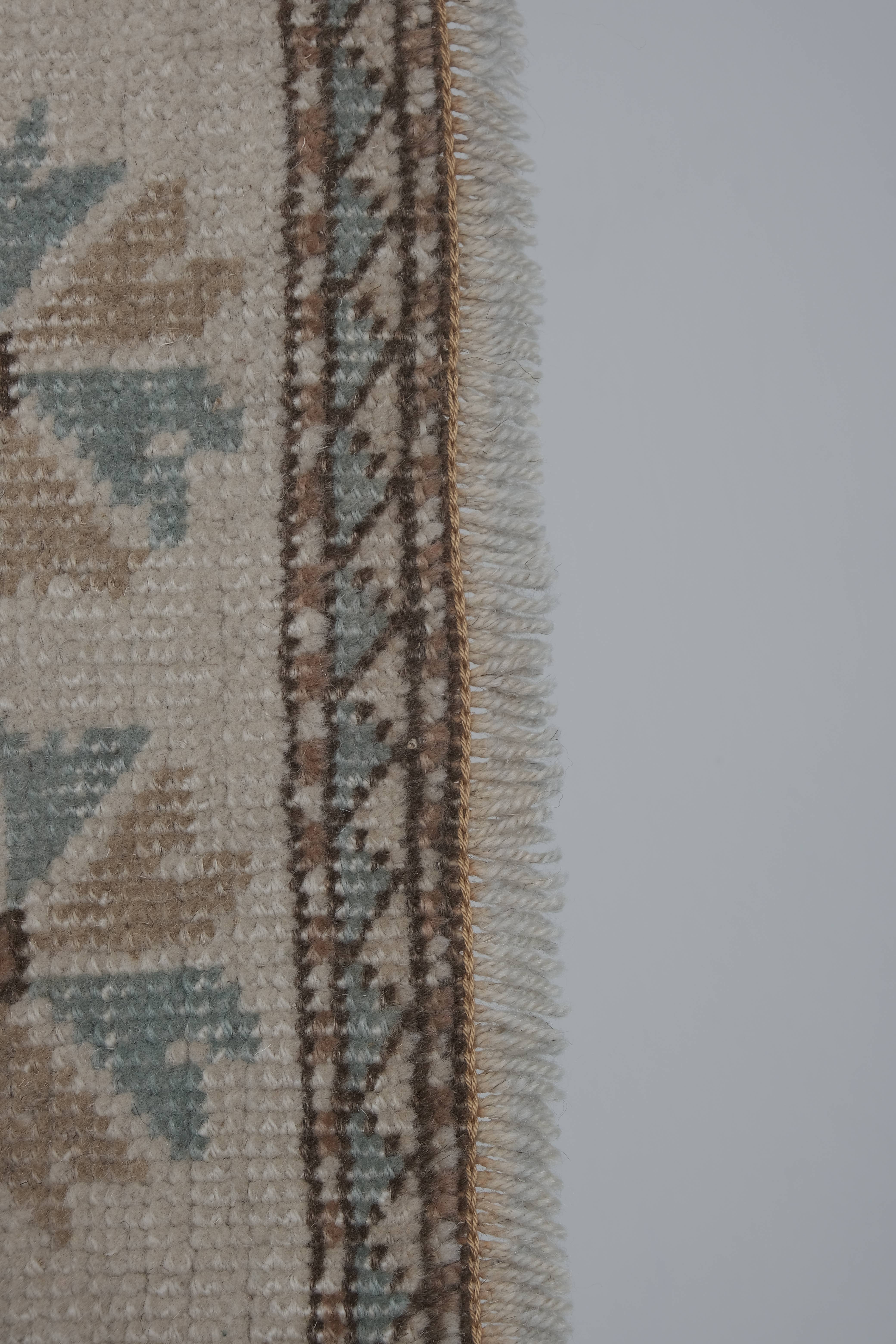 Vintage Oushak Rug 5'2'' x 8'11''