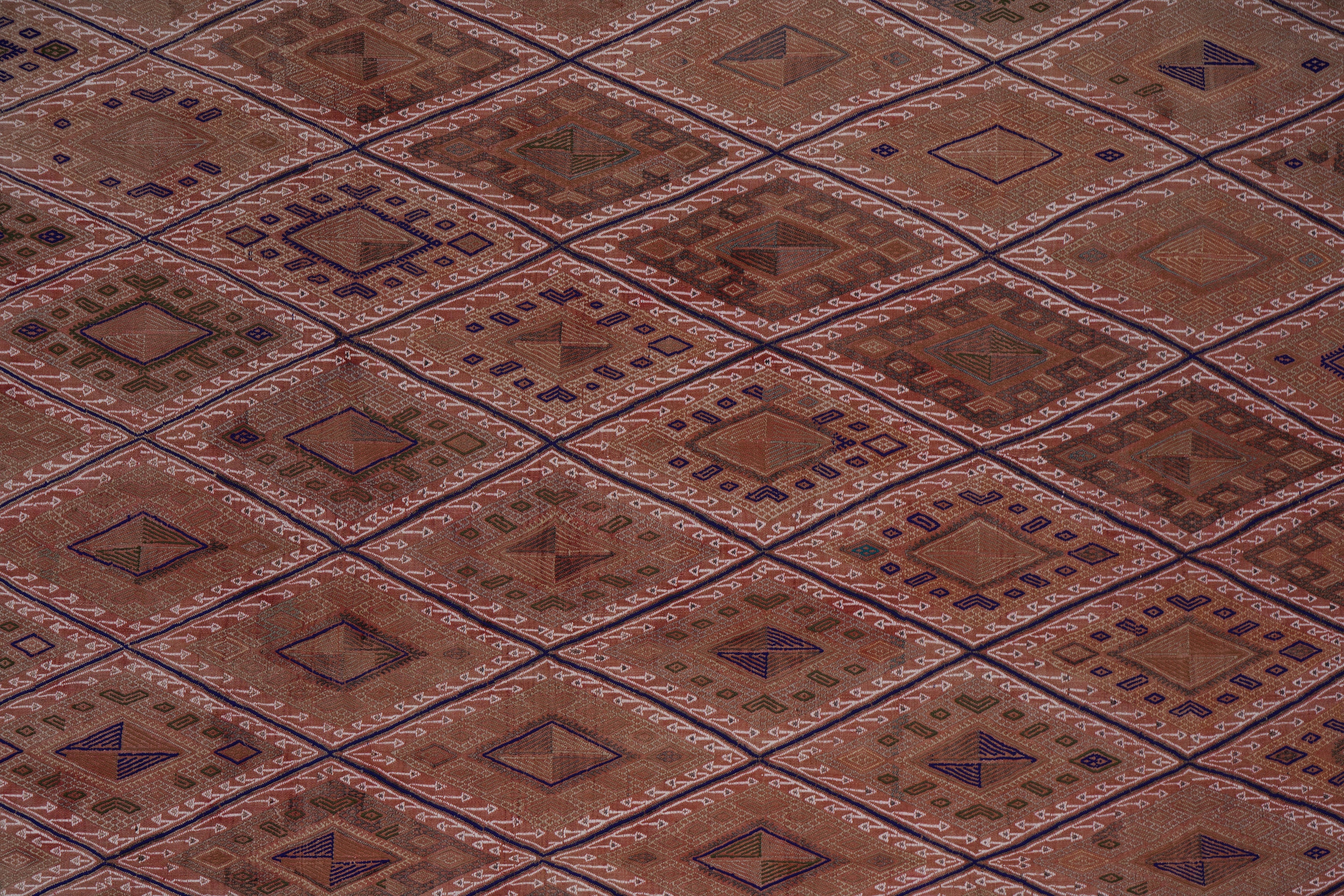 Vintage Turkish Kilim Rug 5'5'' x 7'8''