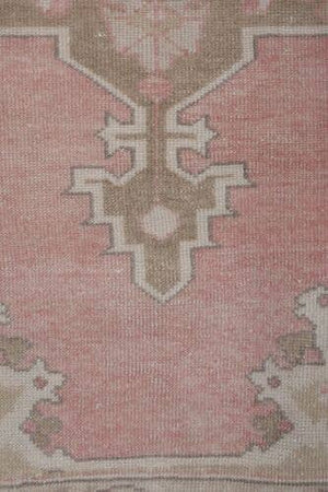Vintage Oushak Rug 4'6'' x 8'1''
