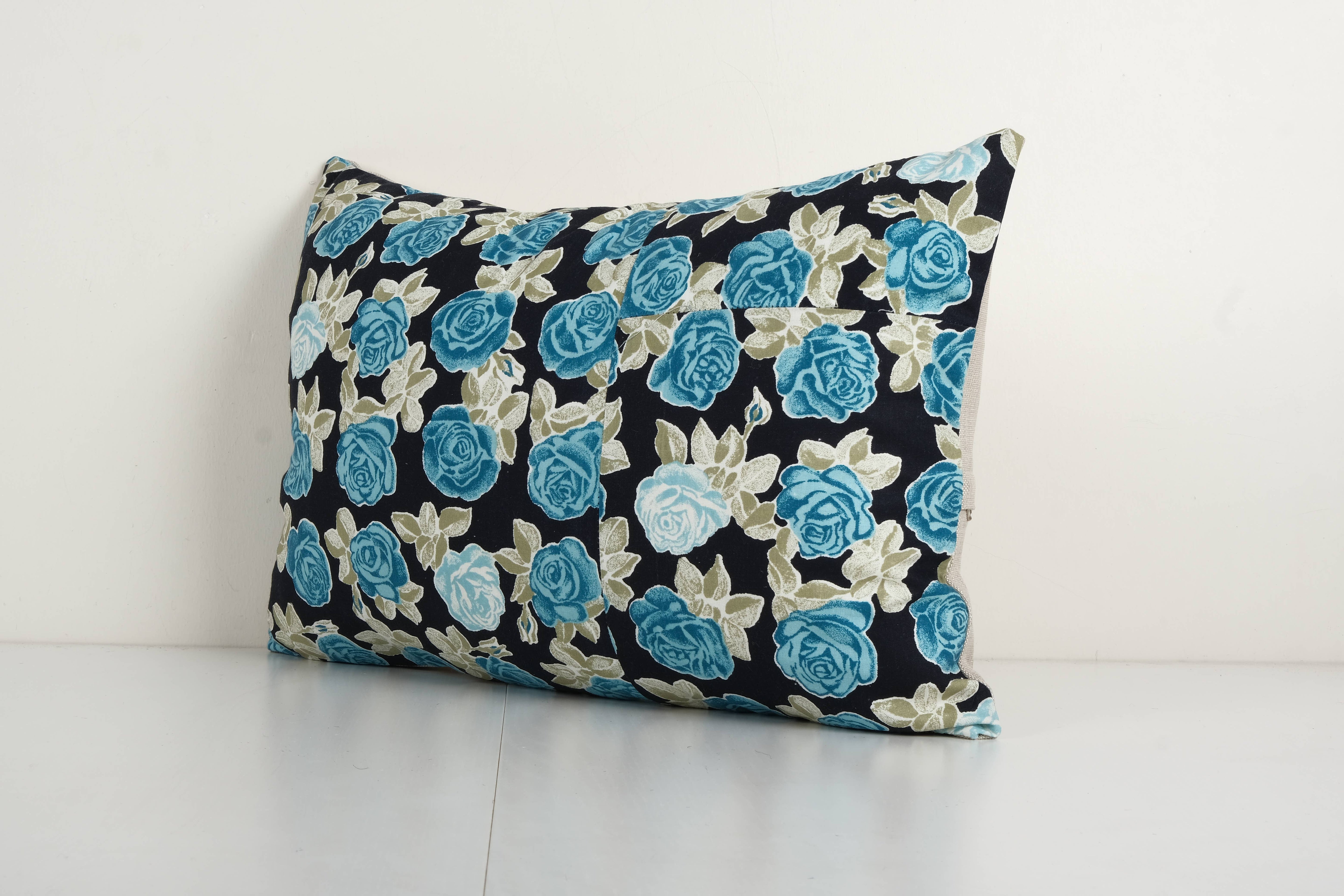 Uzbek Roller Printed Pillow Cover | 15'' x 22''