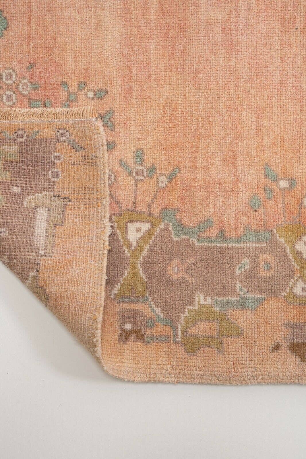 Vintage Turkish Karapinar Rug 5' x 9'8''