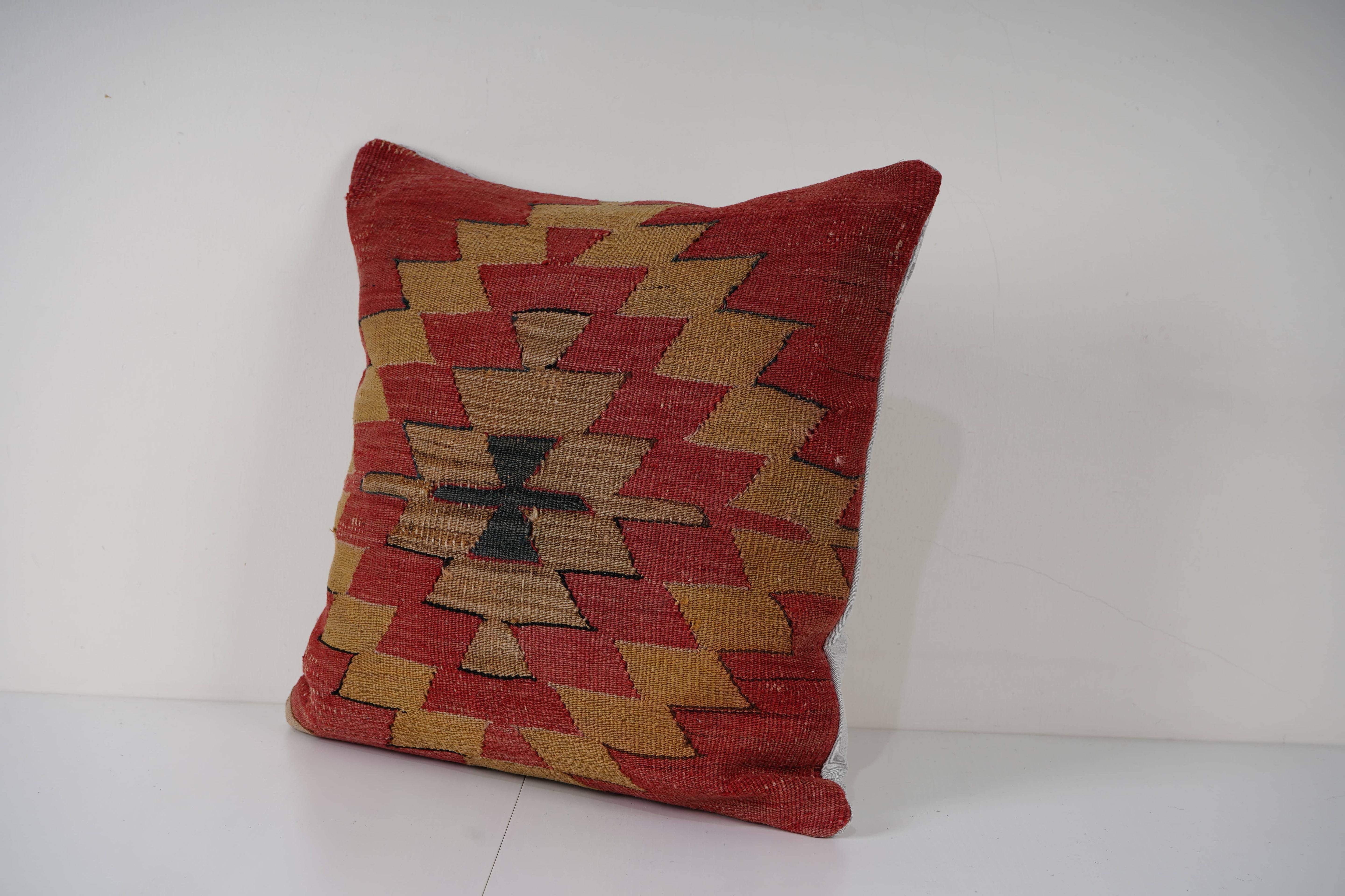 Kilim Pillow Cover | 20'' x 20''